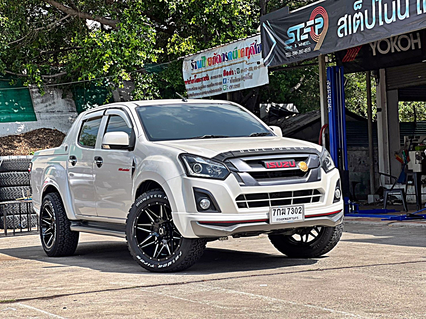 D-MAX แบบไม่ยก