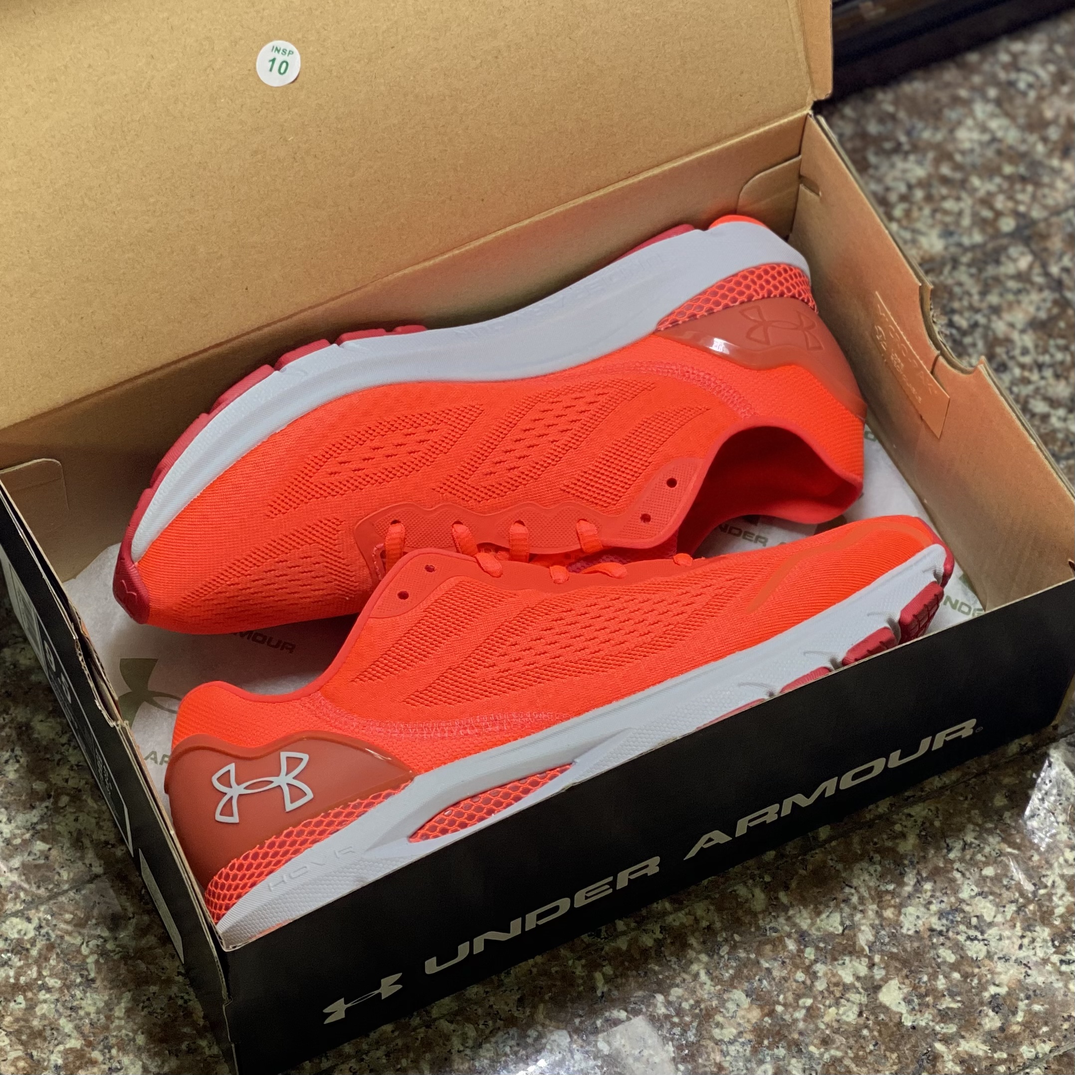 รองเท้าวิ่ง Under Armour HOVR Sonic 6 (M9US)