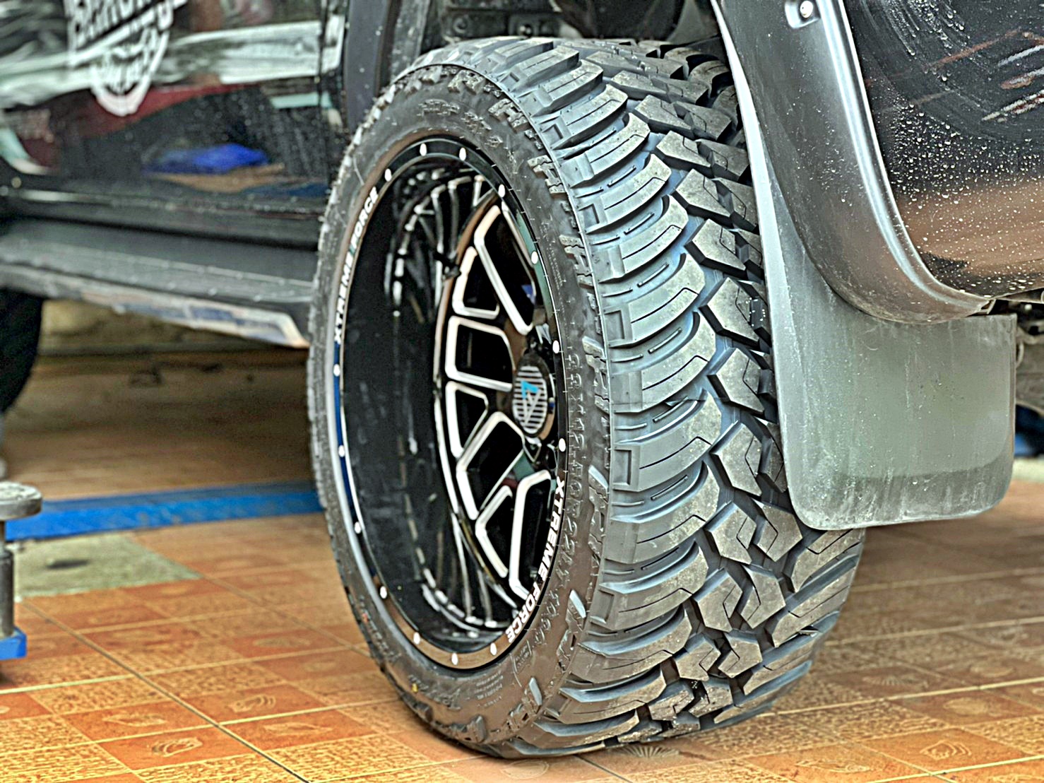 FORD ทรงเมกา ขอบ22 ที่ STEP9