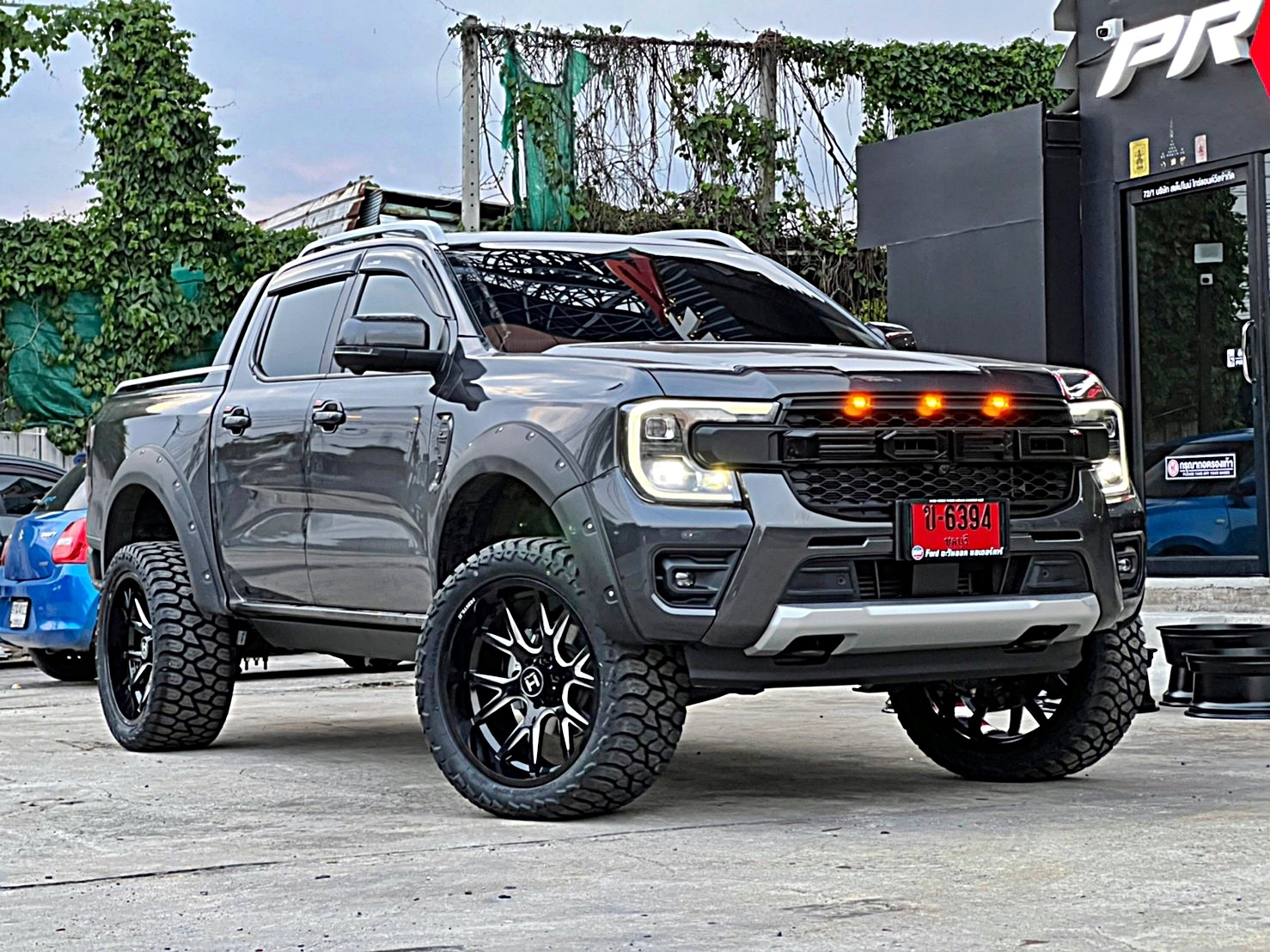 FORD RANGER NEXTGEN ทรงเมกา