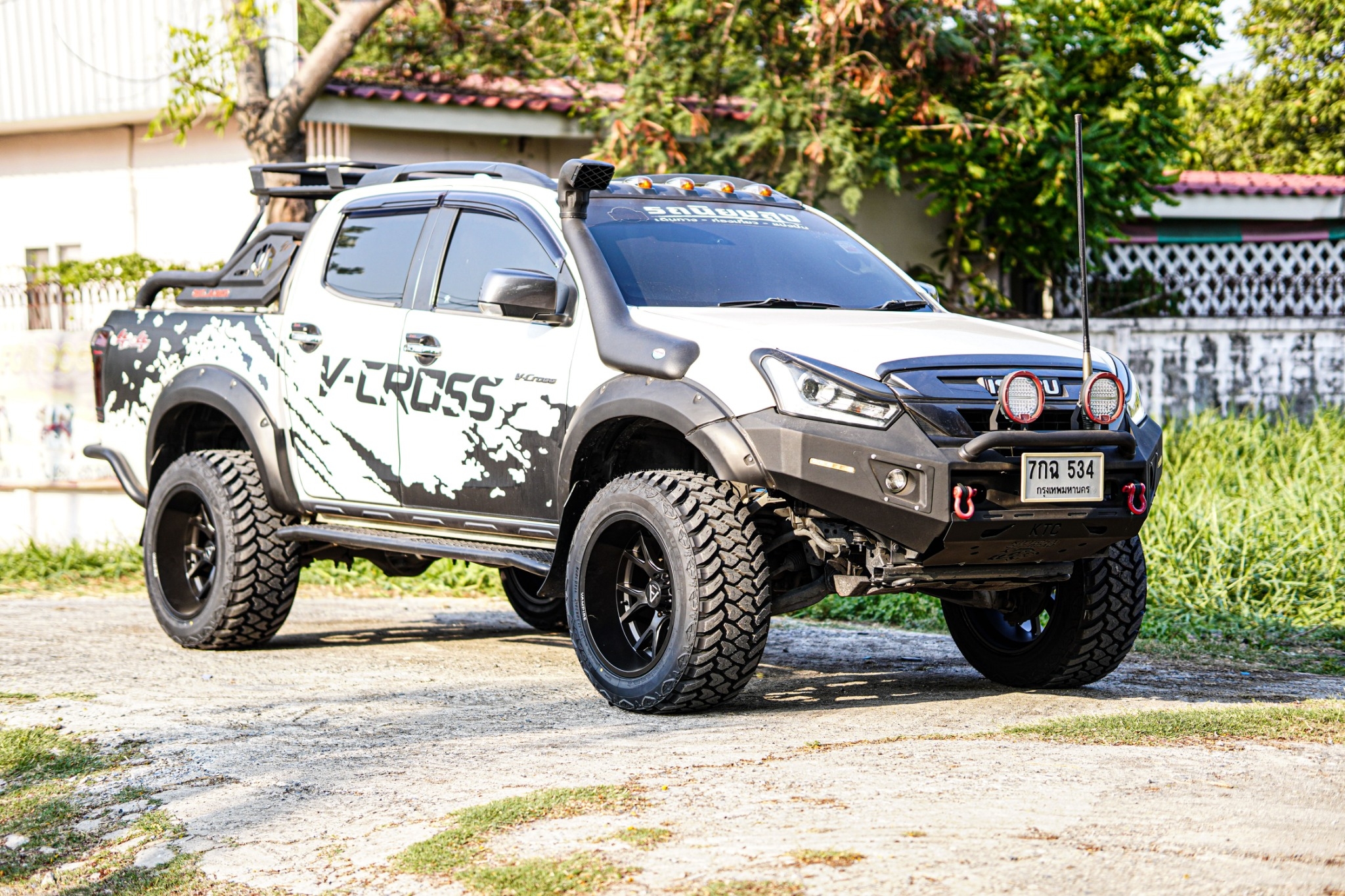 👍ISUZU V-CROSS 👍ชุดโปร ล้อ+ยาง จ่ายแค่ 45900 ปกติ 69000