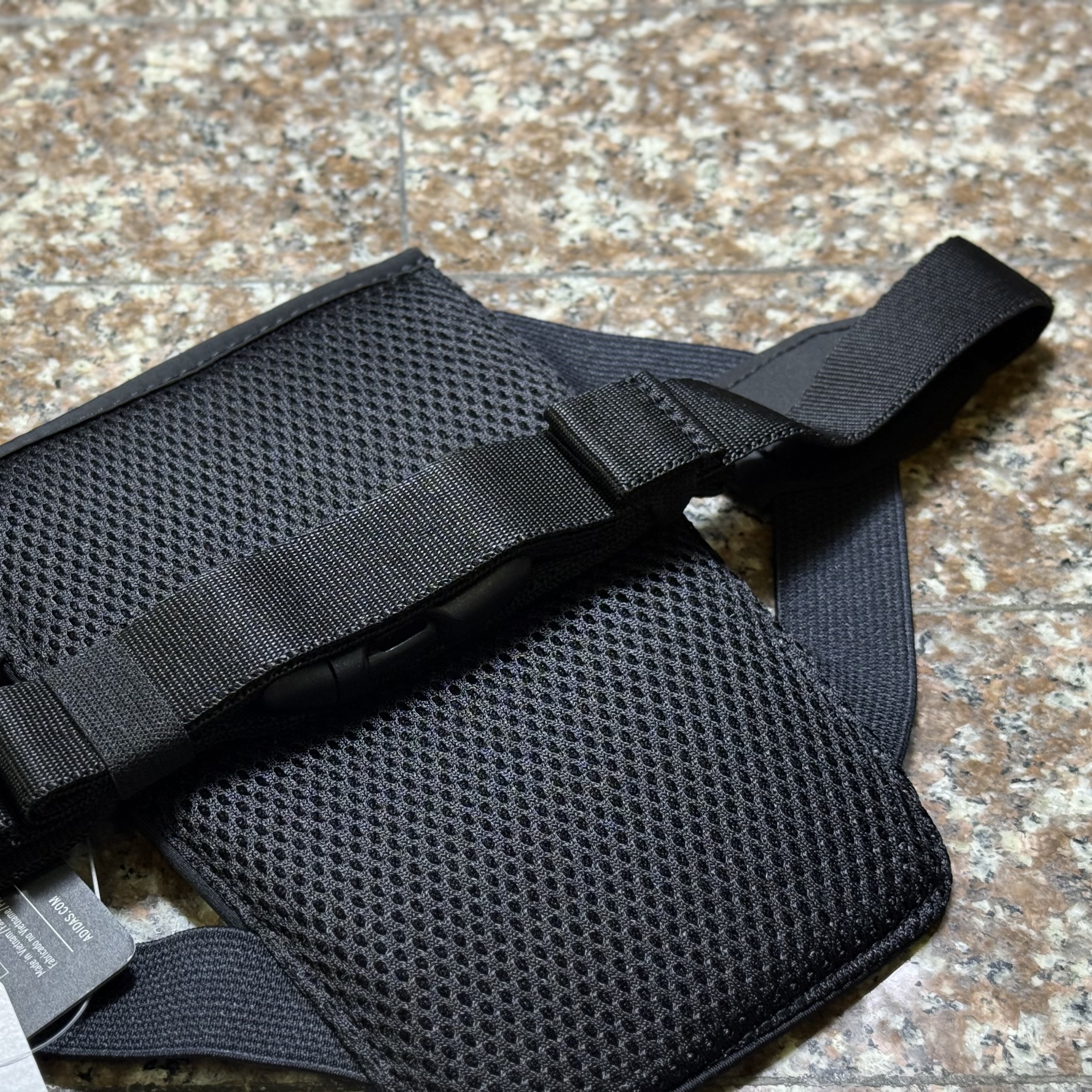 กระเป๋าวิ่ง Adidas Running Pocket Bag ‘BLACK’