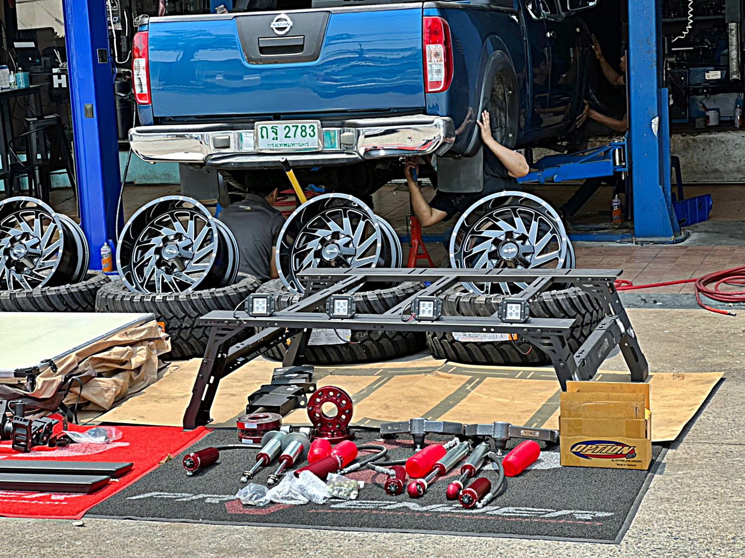 NISSAN_NAVARA_แปลงร่าง ทรงเมกา