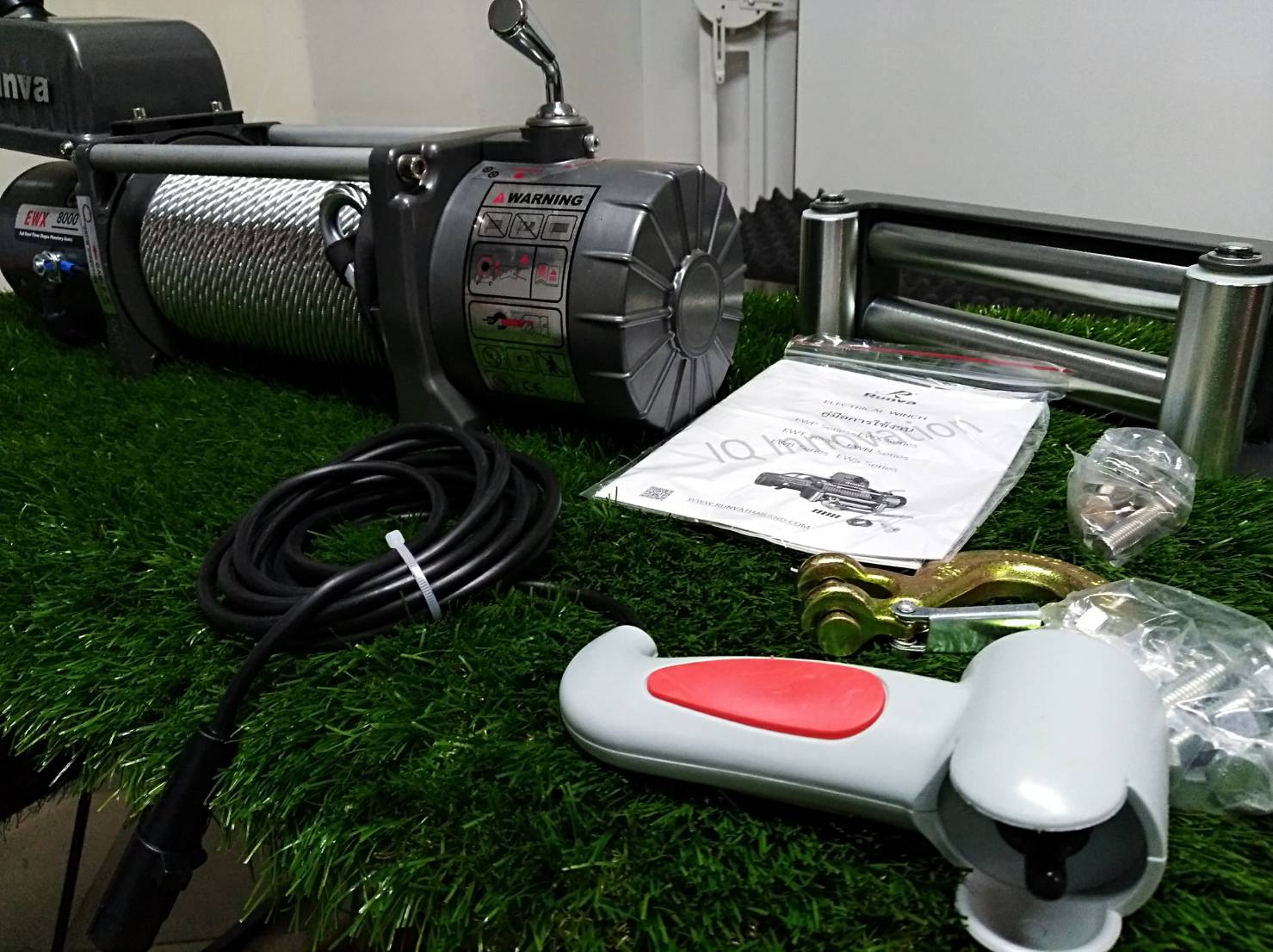 WINCH RUNVA (EWX8000)