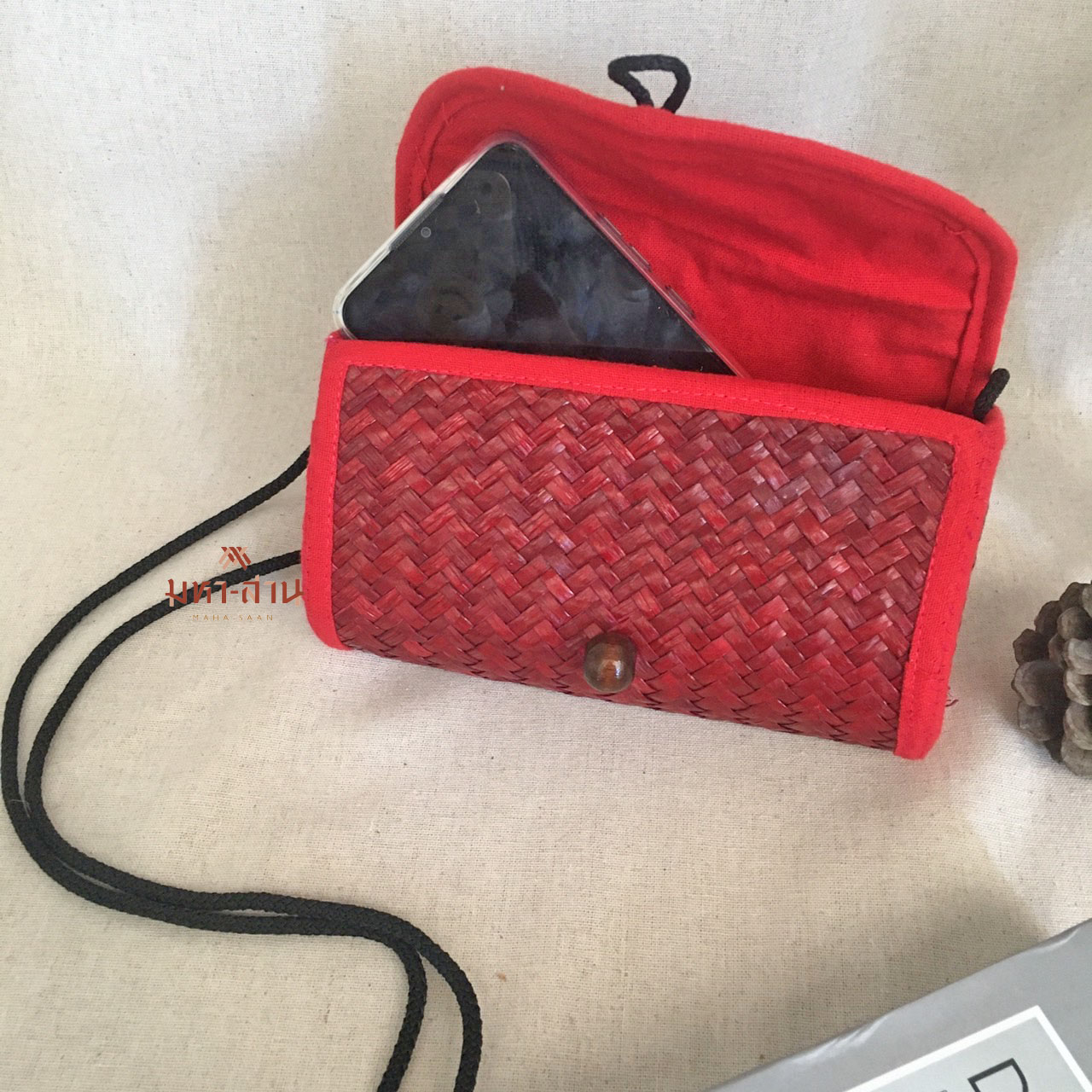 กระเป๋าเหลี่ยมนอน สะพาย ฝาพับ ขนาดกลาง 👝