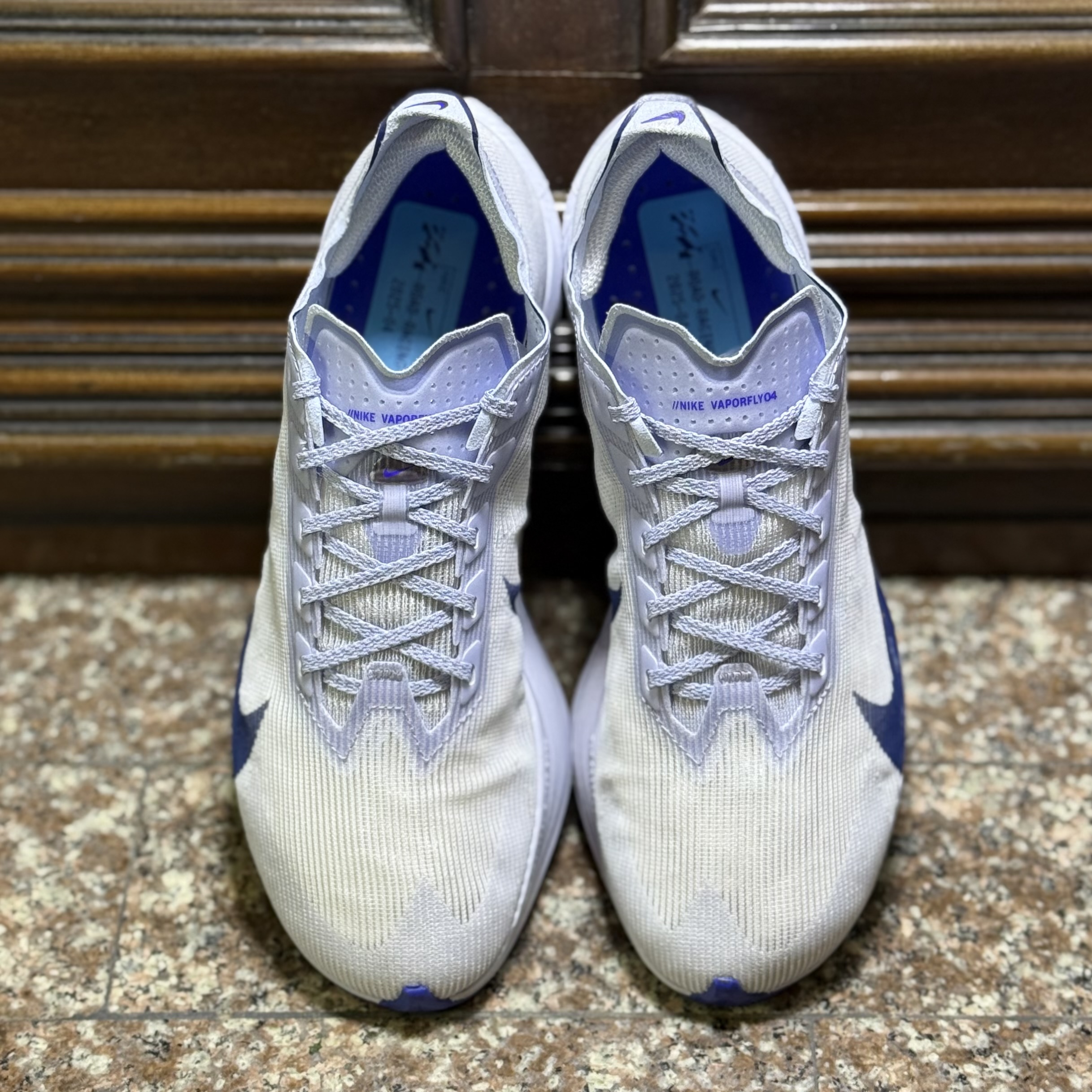 รองเท้าวิ่ง Nike ZoomX Vaporfly Next% 4 #มือ2 (W7.5US)