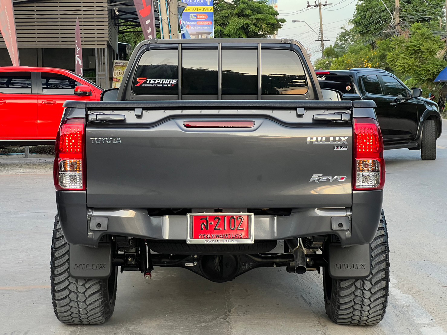 TOYOTA REVO หัวเดียว ทรงเมกา ที่ STEP9