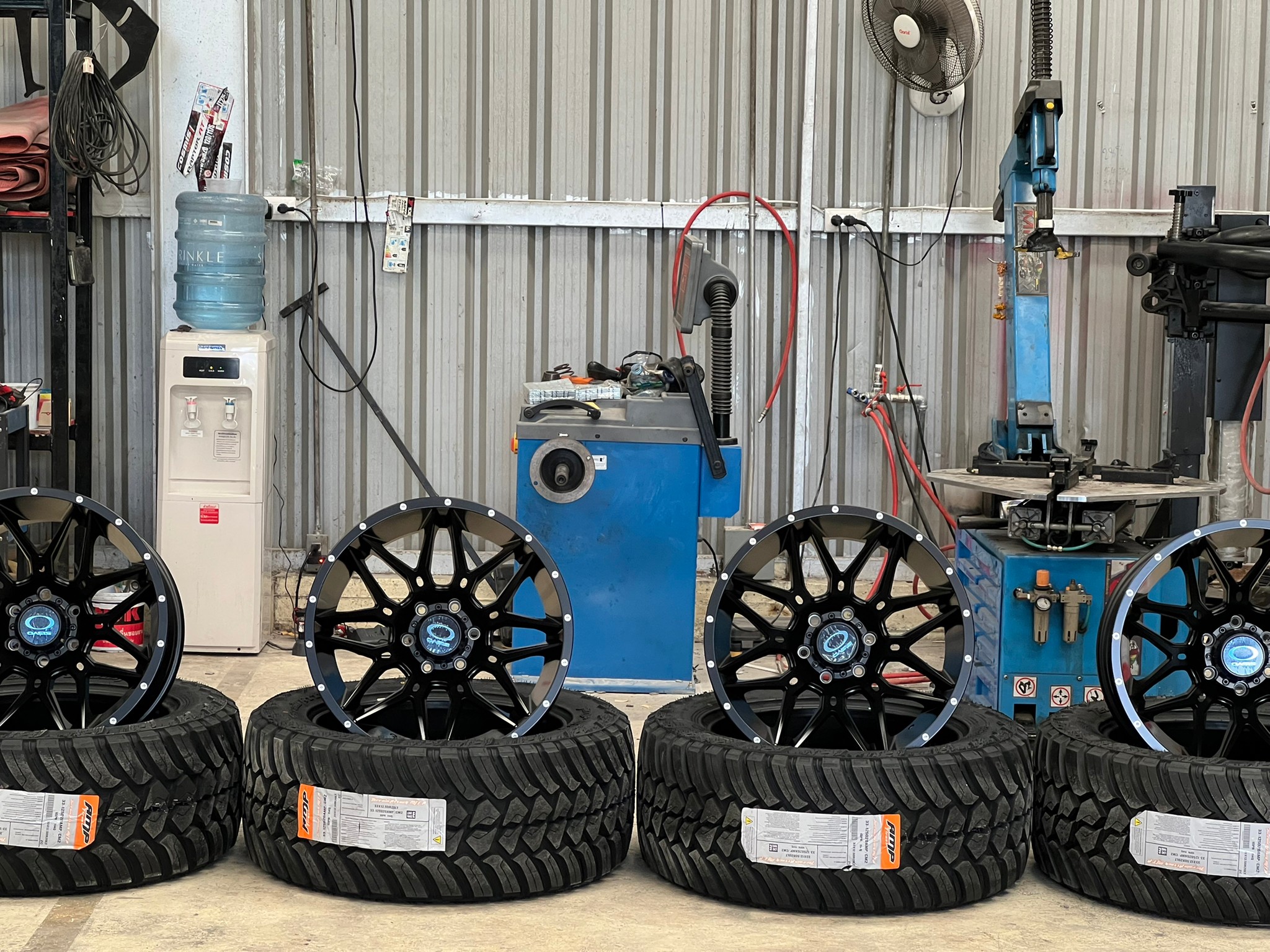 อีกหนึ่งคอมโบ เข้ากันจริ๊ง! STAR11 20x12 ET-44 AMP 33x12.5-20 MTA