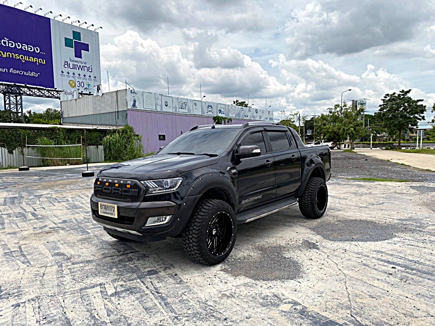 FORD WILDTRAK จัดทรงเมกาที่ STEP9