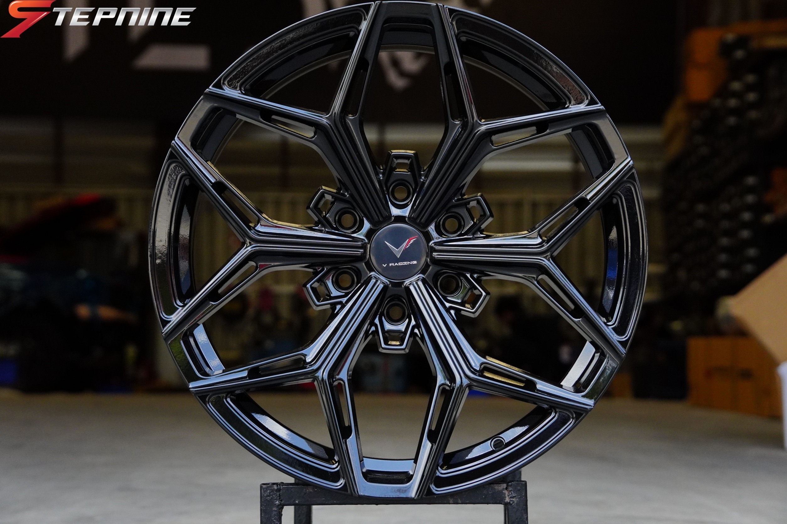 V-RACING ลายใหม่ล่าสุด VZ01 ขอบ20 ที่ STEP9