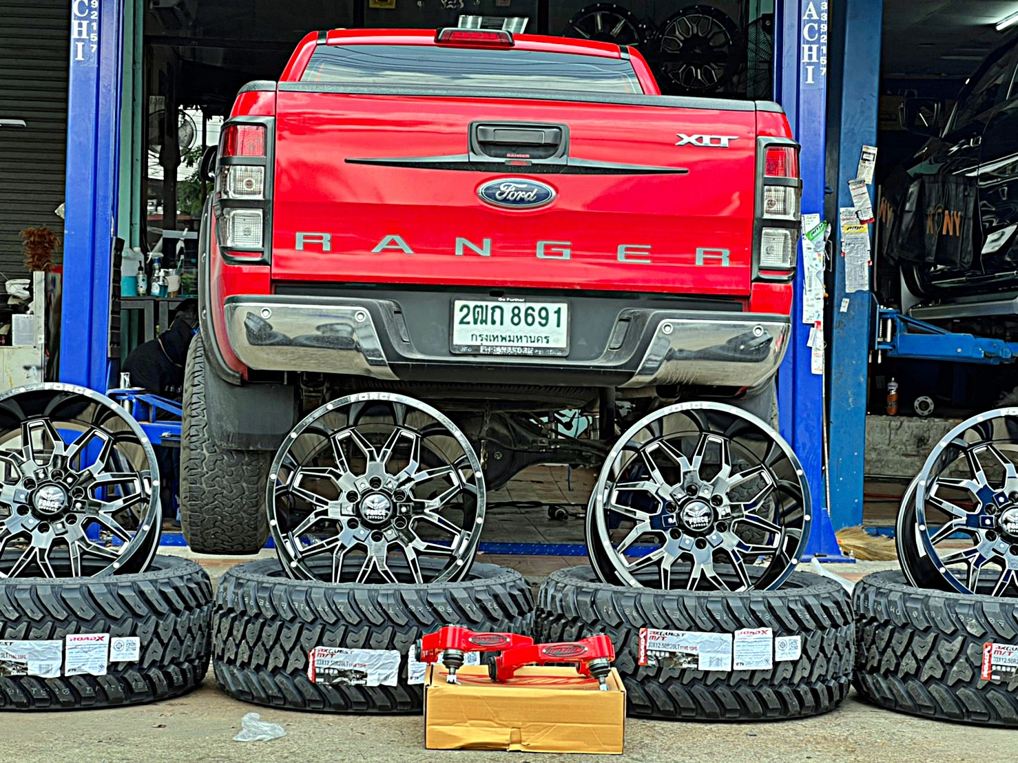 FORD_RANGER_ทรงเมกาจองคิวมาจากลำพูน