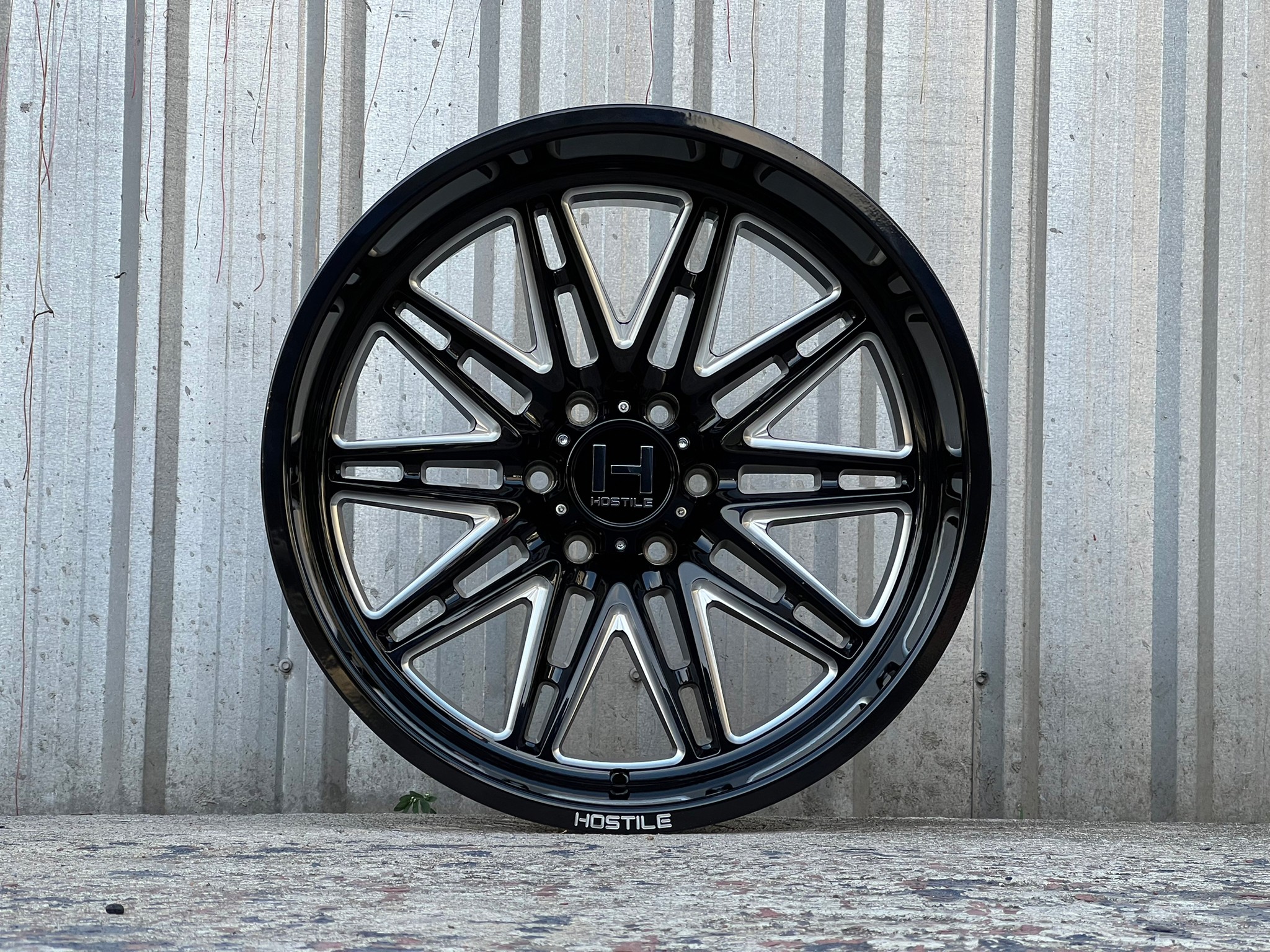 HOSTILE H126 ขอบ22 ล้อแท้ HOSTILE ต้อง STEP9 เท่านั้น