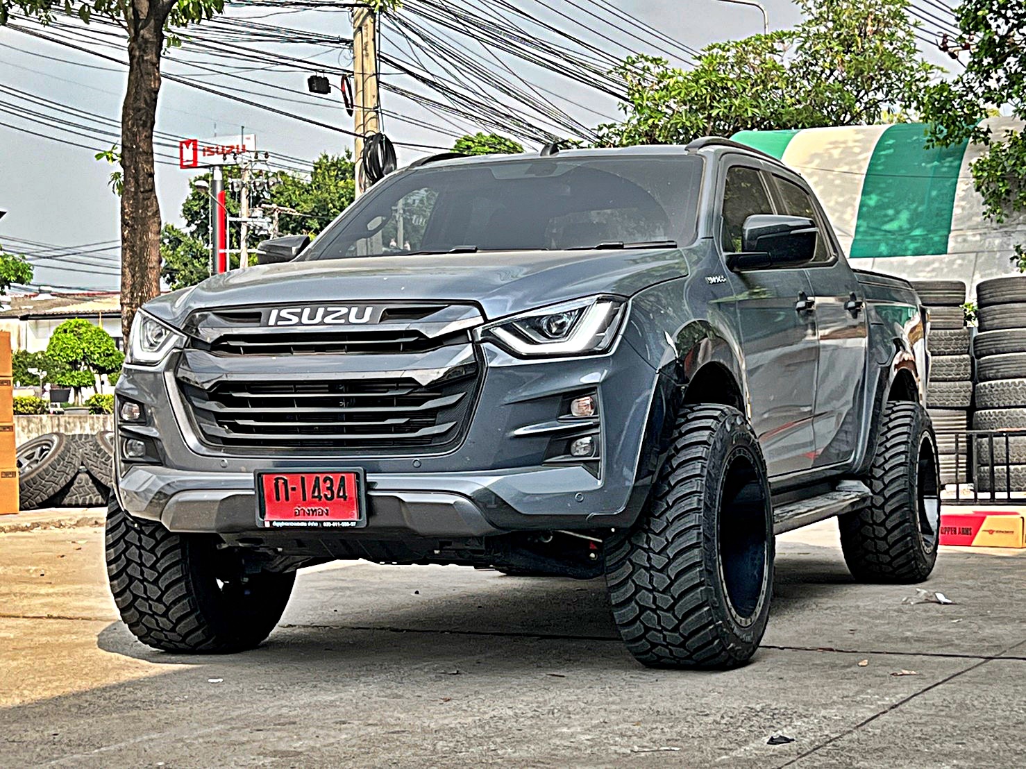 D-MAX ทรงเมกา จากอุธยา