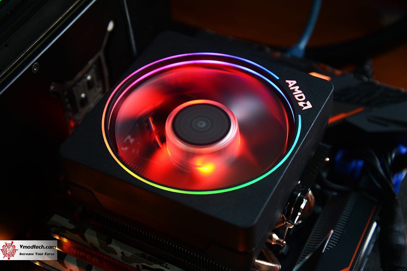 *มือ 1 พัดลม RYZEN7 * AMD Heatsink Wraith Prism RGB CPU Cooler
