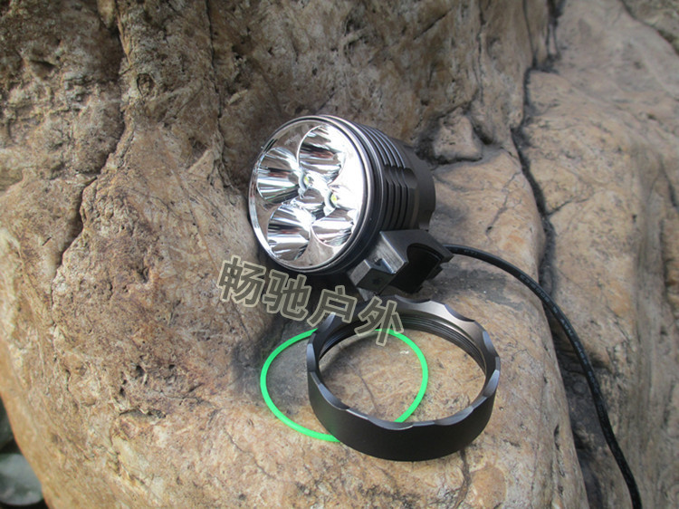 ไฟหน้าจักรยาน CREE XM-L T6 LED 5 ดวง ความสว่าง 6000 Lumen พร้อมแบตเตอรี่ครบชุด (DC)