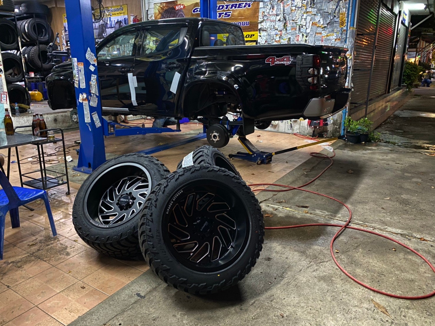 TRITON 4X4 จัดทรงเมกา