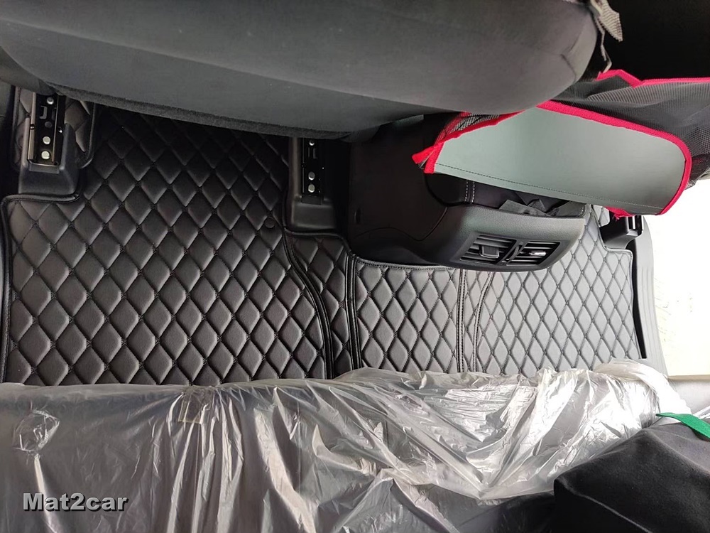 พรมปูพื้นรถยนต์6D NISSAN NAVARA NP-300 CAB พรม6D หนังpvcแท้ หนานุ่ม เกรดA เต็มคัน (3ชิ้น) st