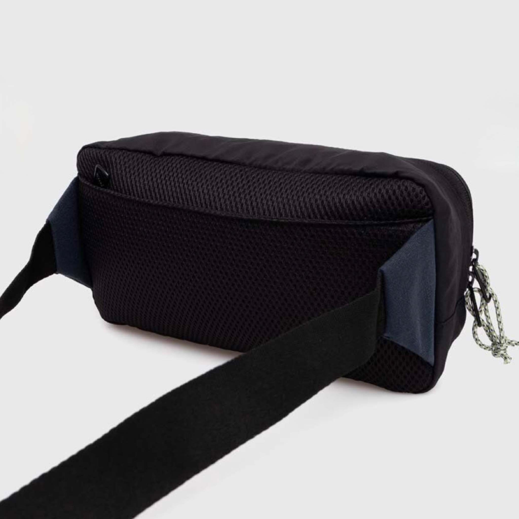 กระเป๋า Adidas City Explorer Waist Bag