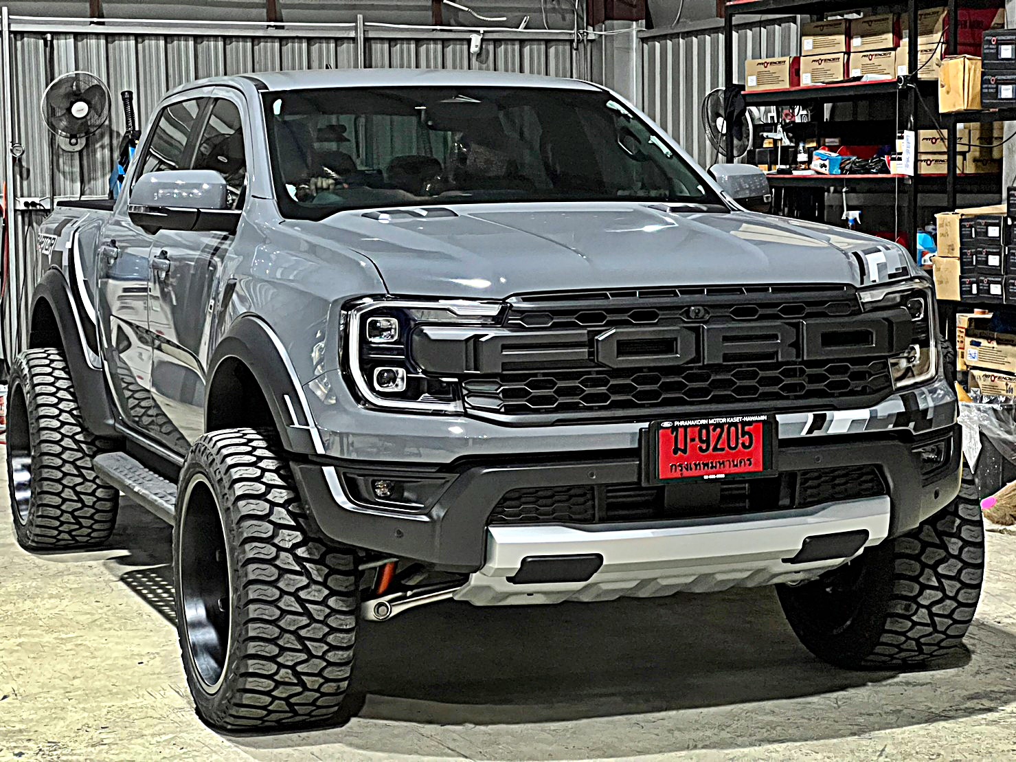 ส่งงาน RAPTOR V6 หล่อจบ ที่ Step9 ล้อแท้ HOSTILE H113