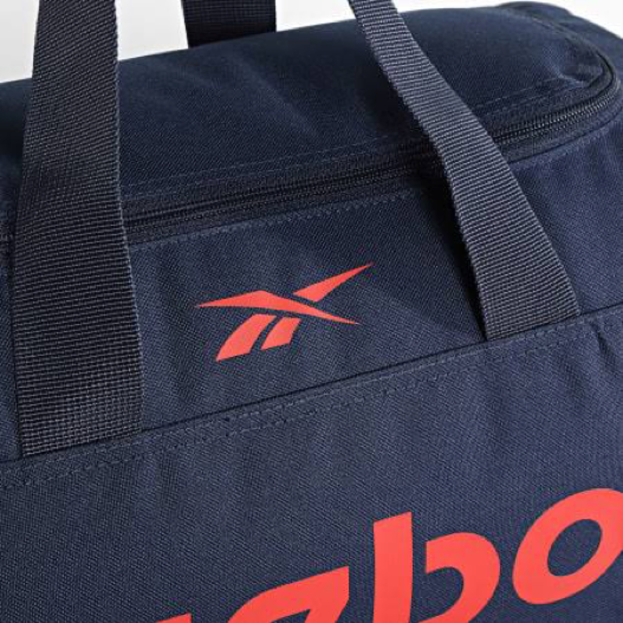 กระเป๋า Reebok Active Core Grip Mini Duffle Bag ‘NAVY’ (24L)