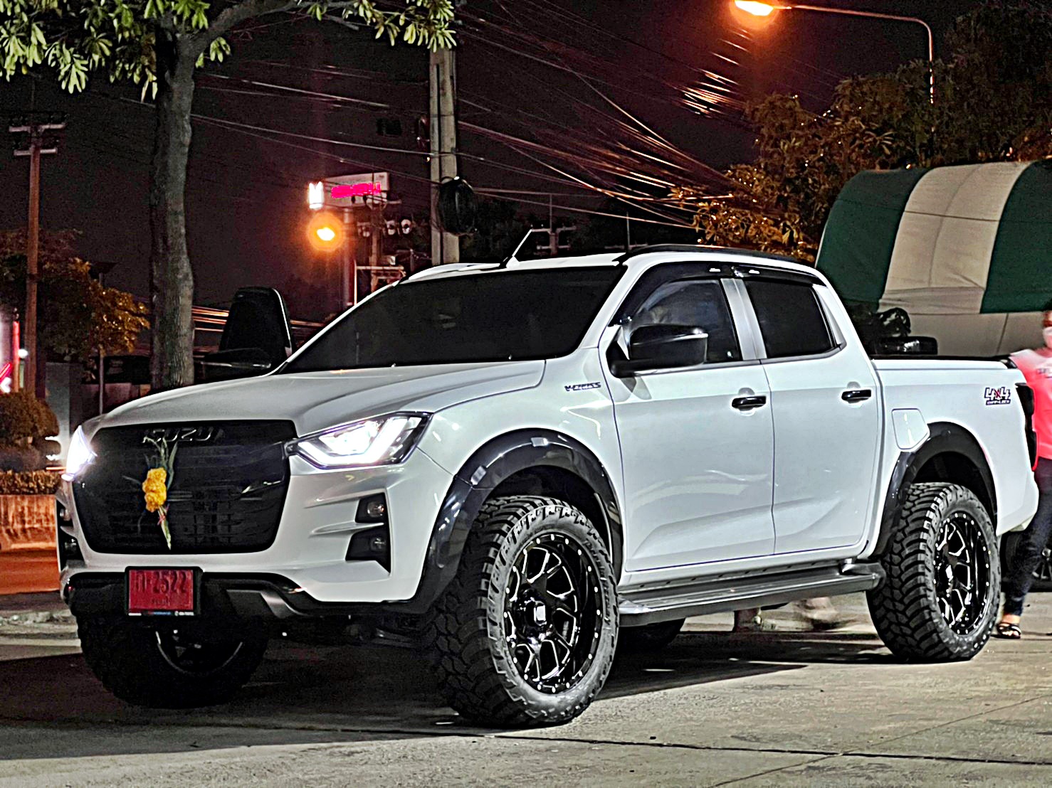 D-MAX ทรงเมกา ป้ายแดงจาก สระบุรี