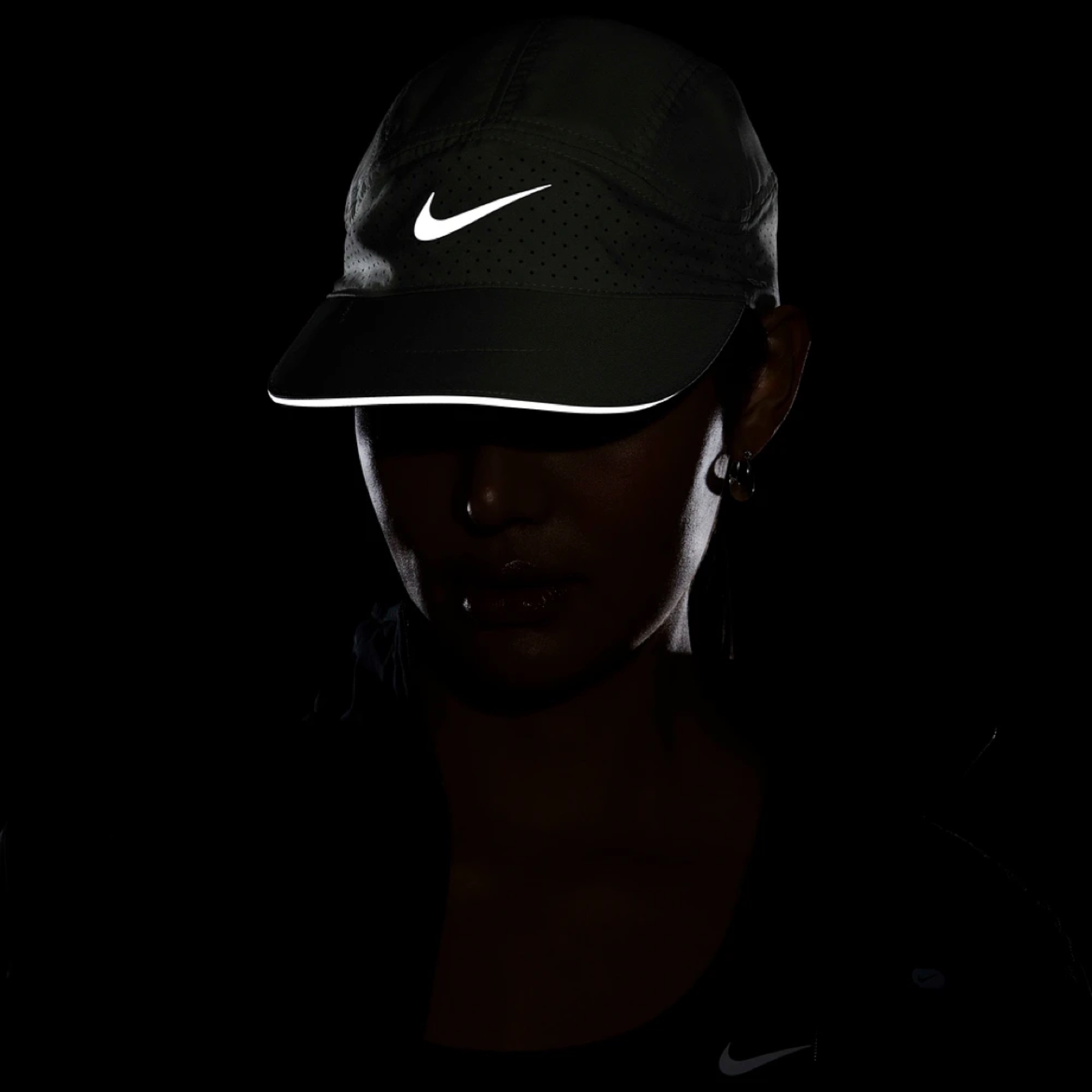 หมวกวิ่ง Nike Dri-Fit ADV Fly Reflective Running Cap ‘BLACK’ (S,M)
