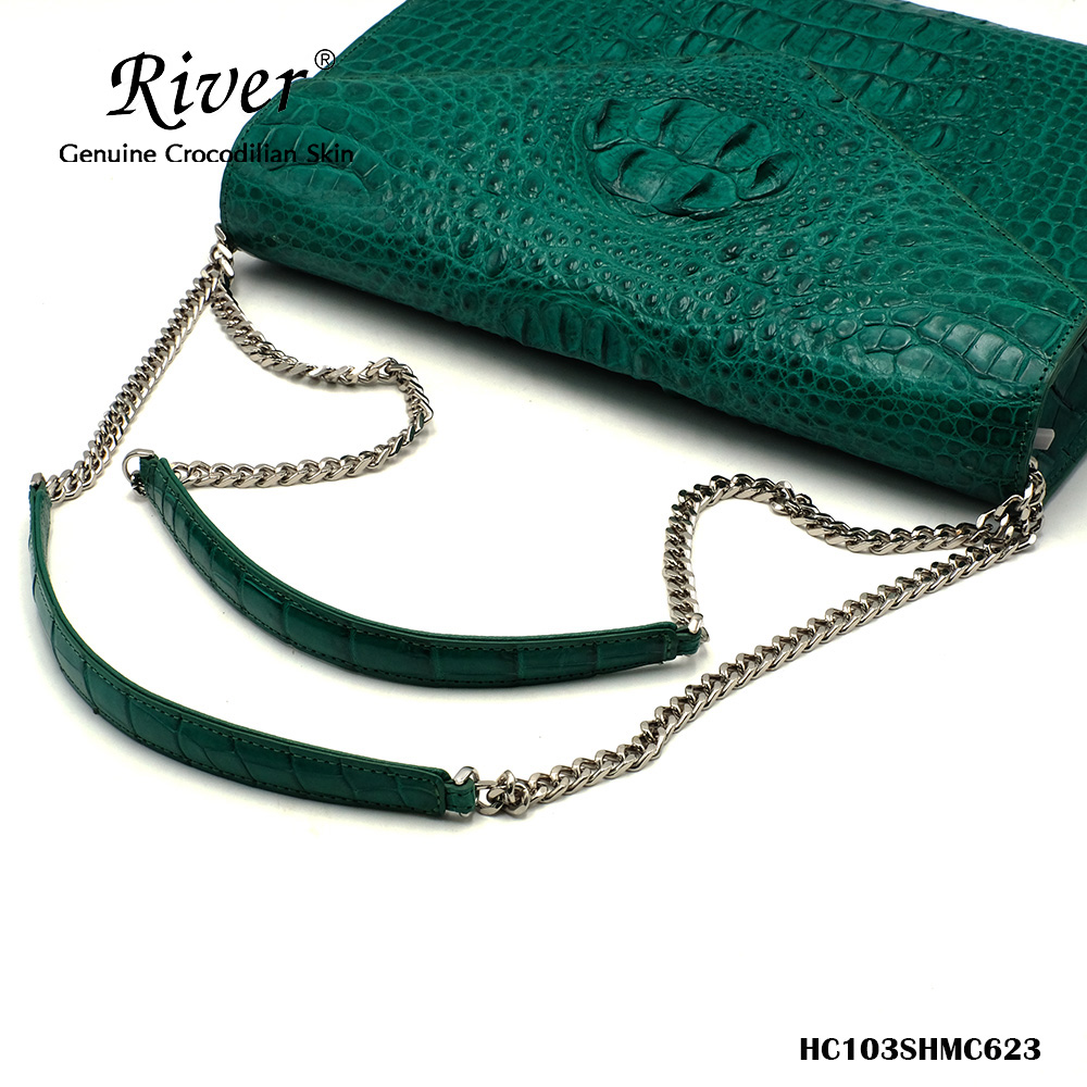 กระเป๋าถือหนังจระเข้แท้ ส่วนโหนก สีเขียว
