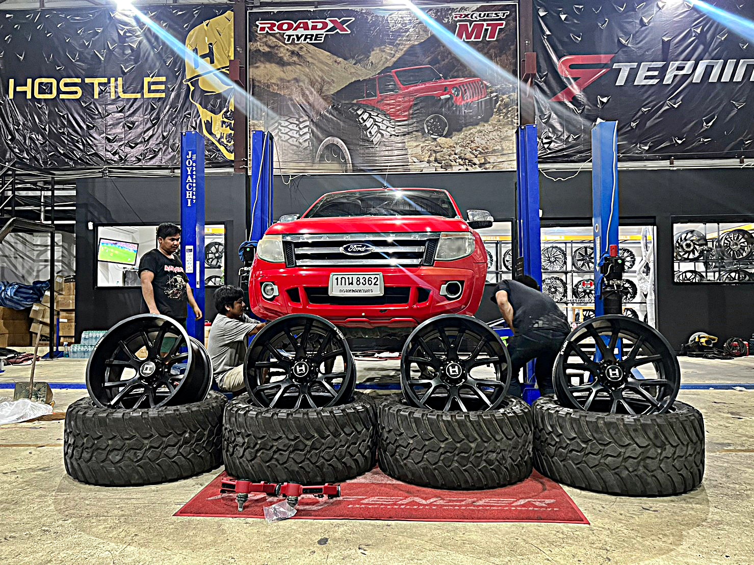 FORD_RANGER_จองคิวมาจากพัทยา จัดทรงเมกาที่ STEP9