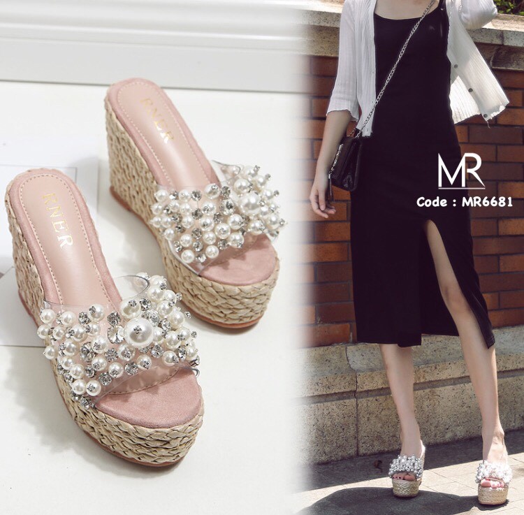 รองเท้าเตารีด แต่งเชือก ประดับวิบวับ