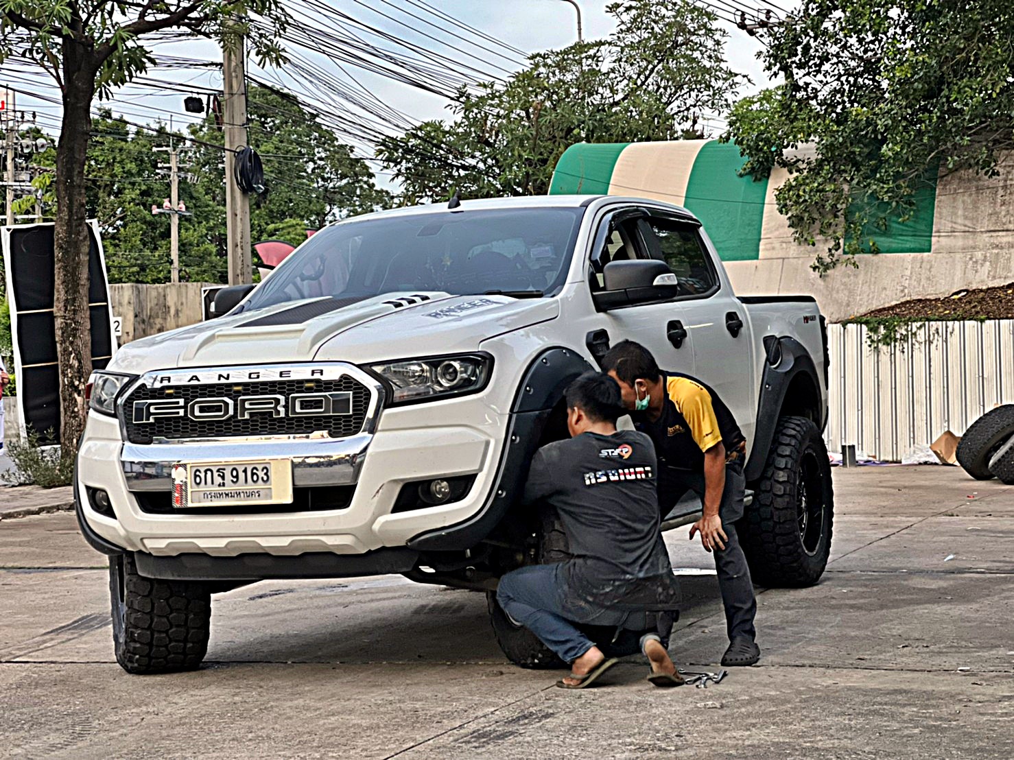 FORD_ตอนมาทรงเตี้ยกลับแหนบ ทำทรงเมกาที่ STEP9