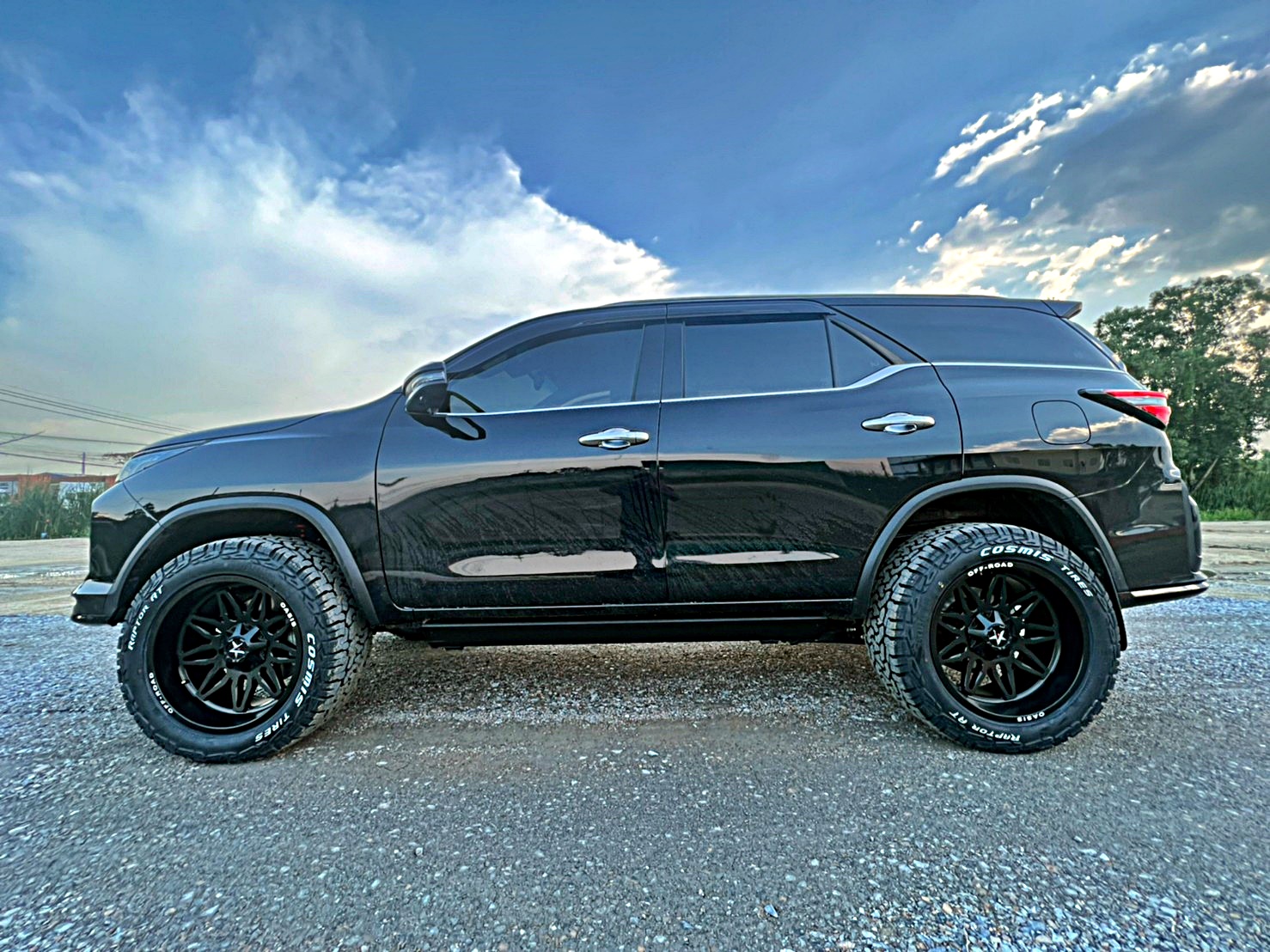 #TOYOTA_LEGENDER_จองคิวจากชัยนาท ไม่ยก ใส่ล้อออฟลบ