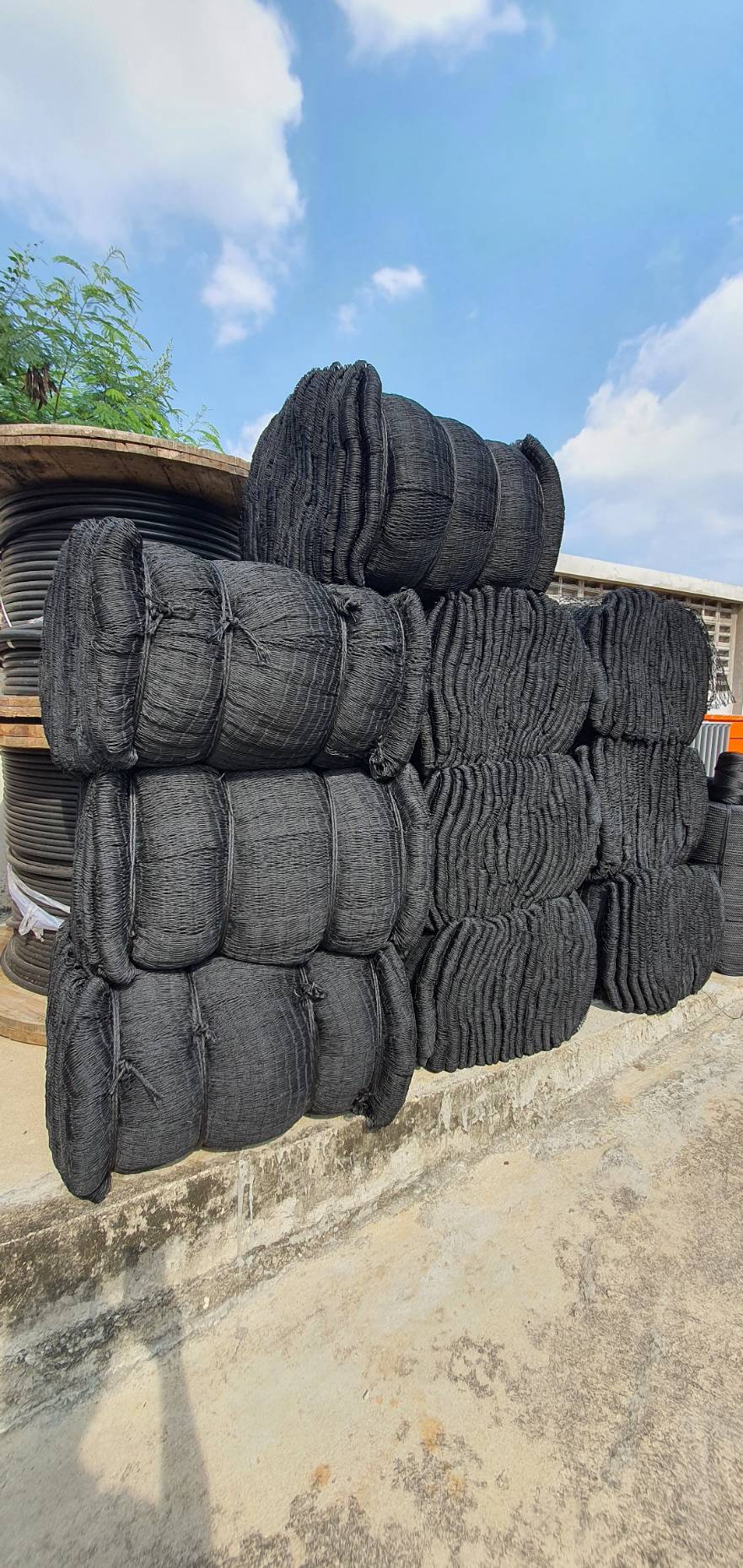 ตาข่ายไนล่อน ทนแรงดึงสูง สำหรับสนามไดร์ฟกอล์ฟโดยเฉพาะ HDPE และ PE ผสมสารป้องกันรังสียูวี 100% ทนแรงลมและแสงแดด ผลิตในประเทศไทย