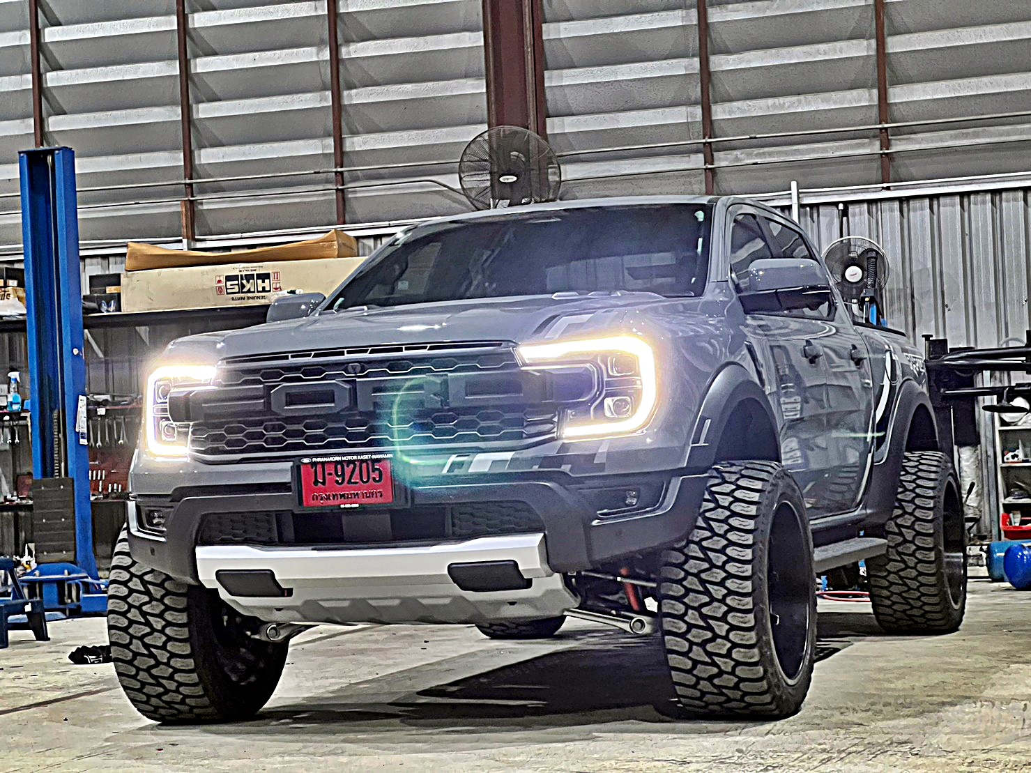 ส่งงาน RAPTOR V6 หล่อจบ ที่ Step9 ล้อแท้ HOSTILE H113