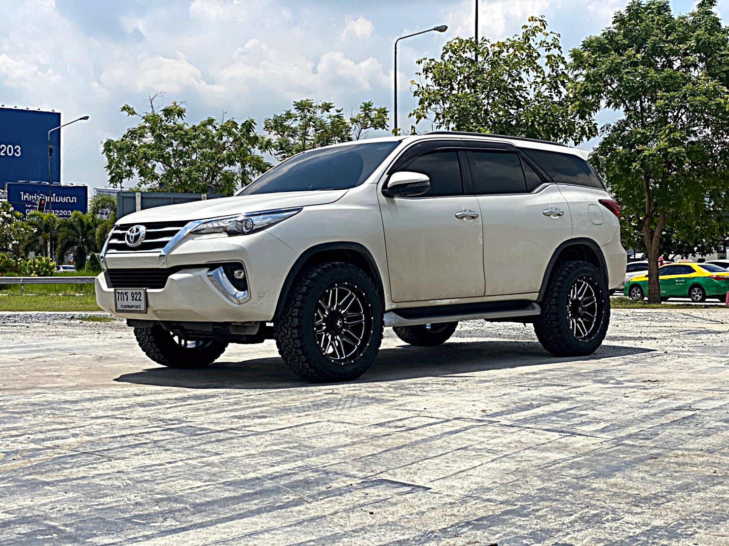 FORTUNER ล้อขอบ20 OFFROAD ที่ STEP9