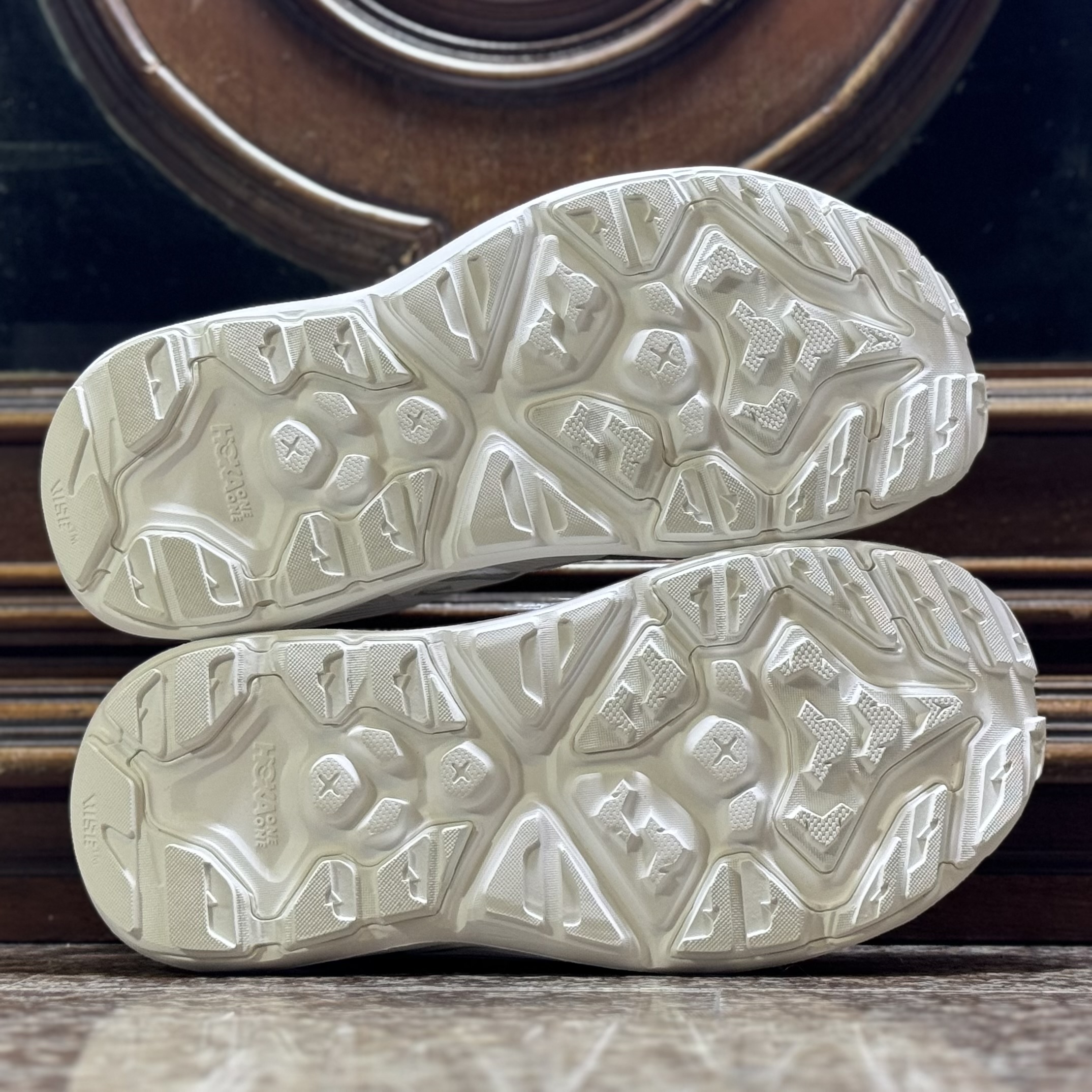 รองเท้า HOKA Hopara ‘TripleWhite’ (M9/10US)