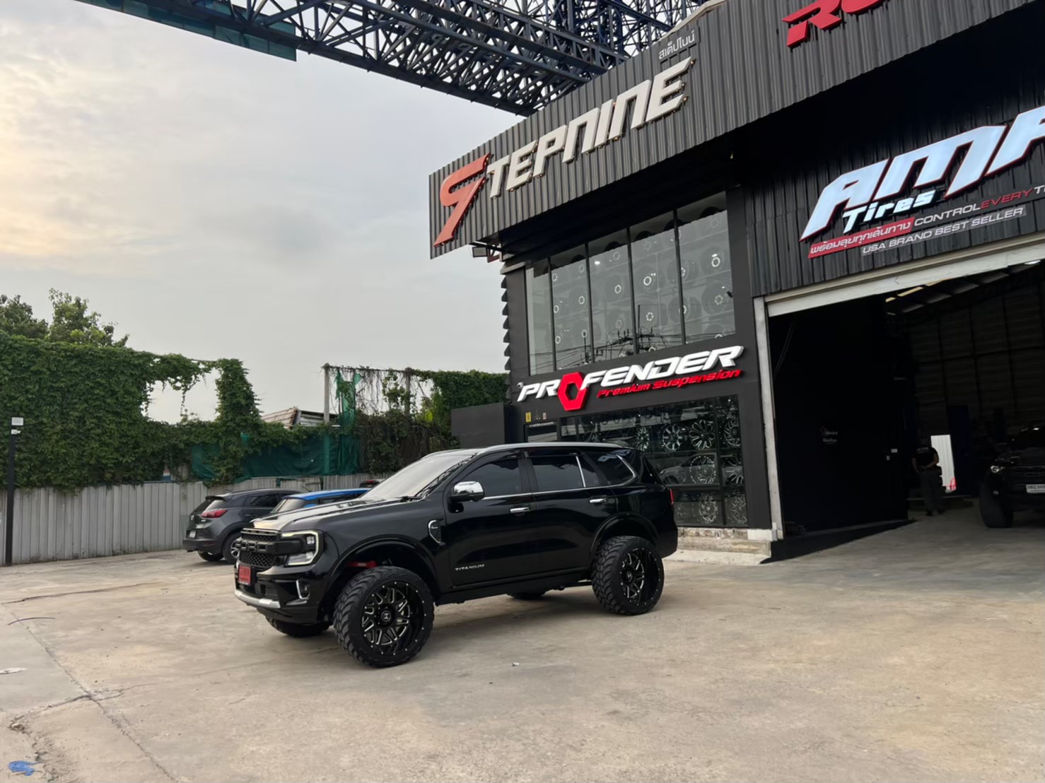 FORD_EVEREST_NEXTGEN แต่งเมกาโคตรหล่อ ที่ STEP9