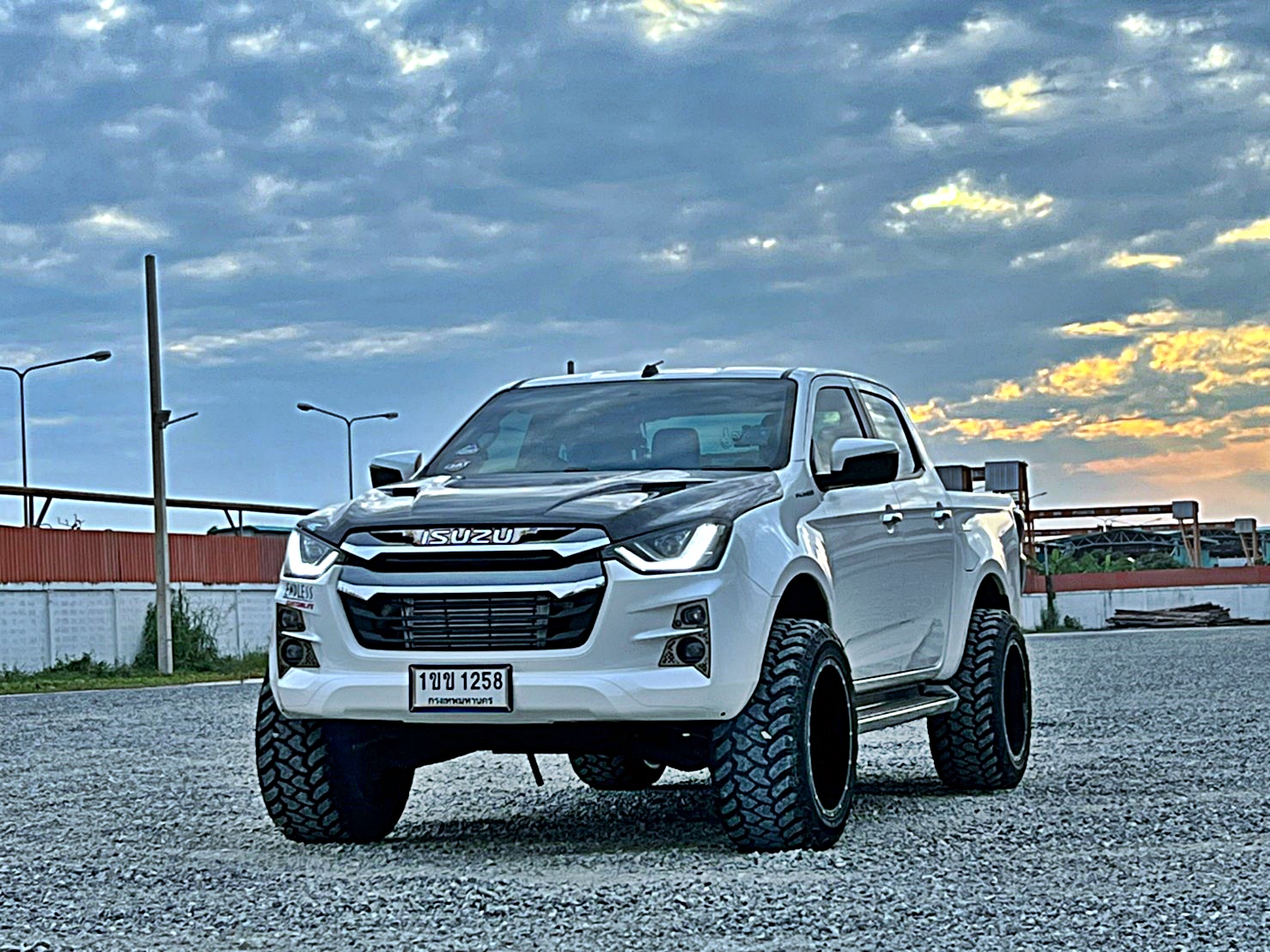 #จากตัวเตี้ยรถซิ่งสู่ตัวสูงทรงเมกา ที่ step9