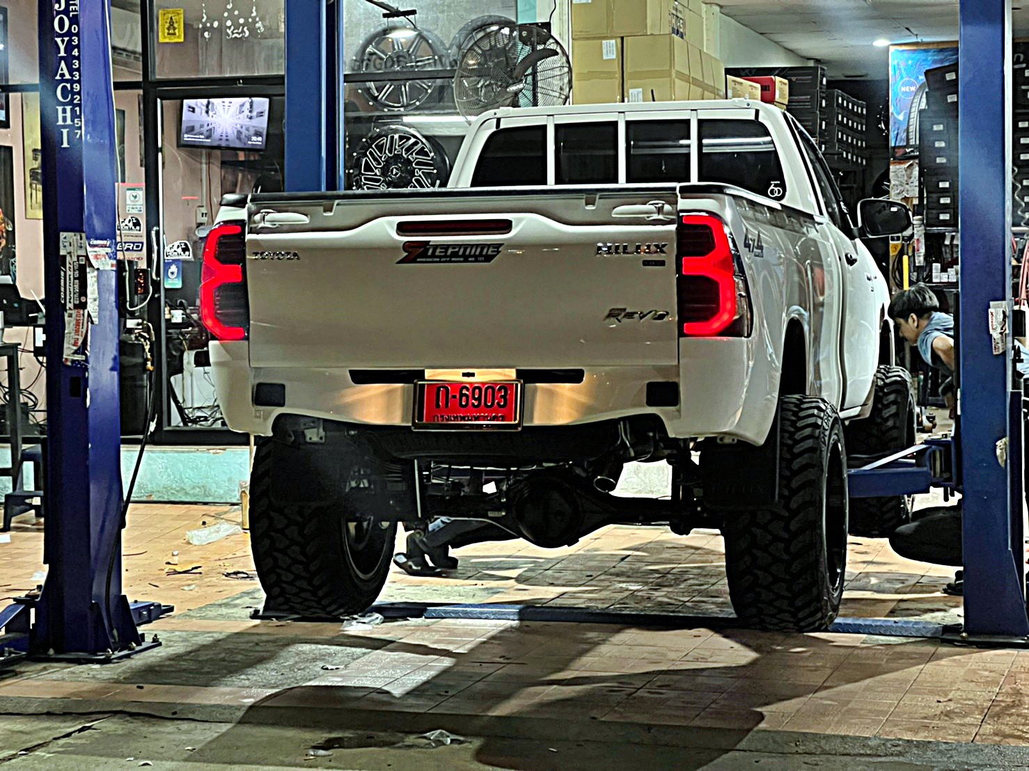 #REVO_หัวเดียว_จองคิวมาจากจันทบุรี ทำทรงเมกาที่ STEP9