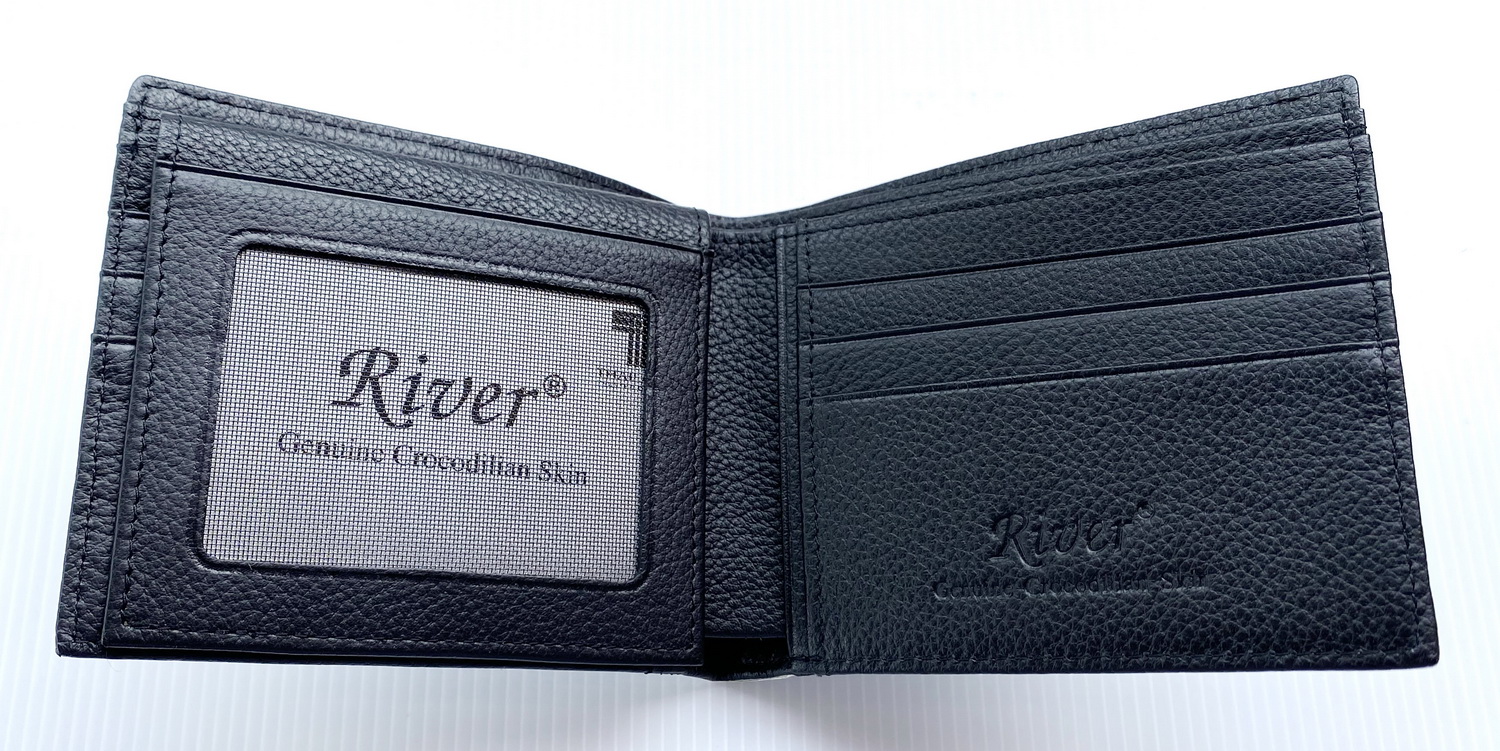 กระเป๋าสตางค์หนังจระเข้แท้ ส่วนหาง สีขาว