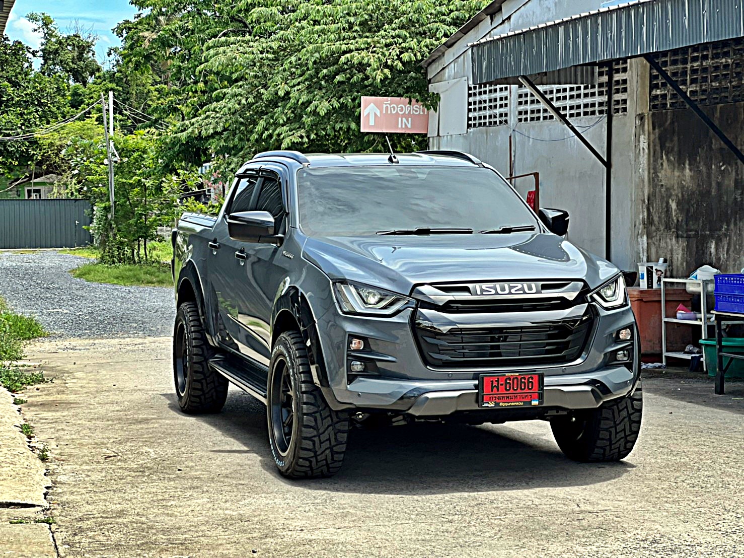 D_MAX_ทรงเมกา ล้อ HOSTILE H120