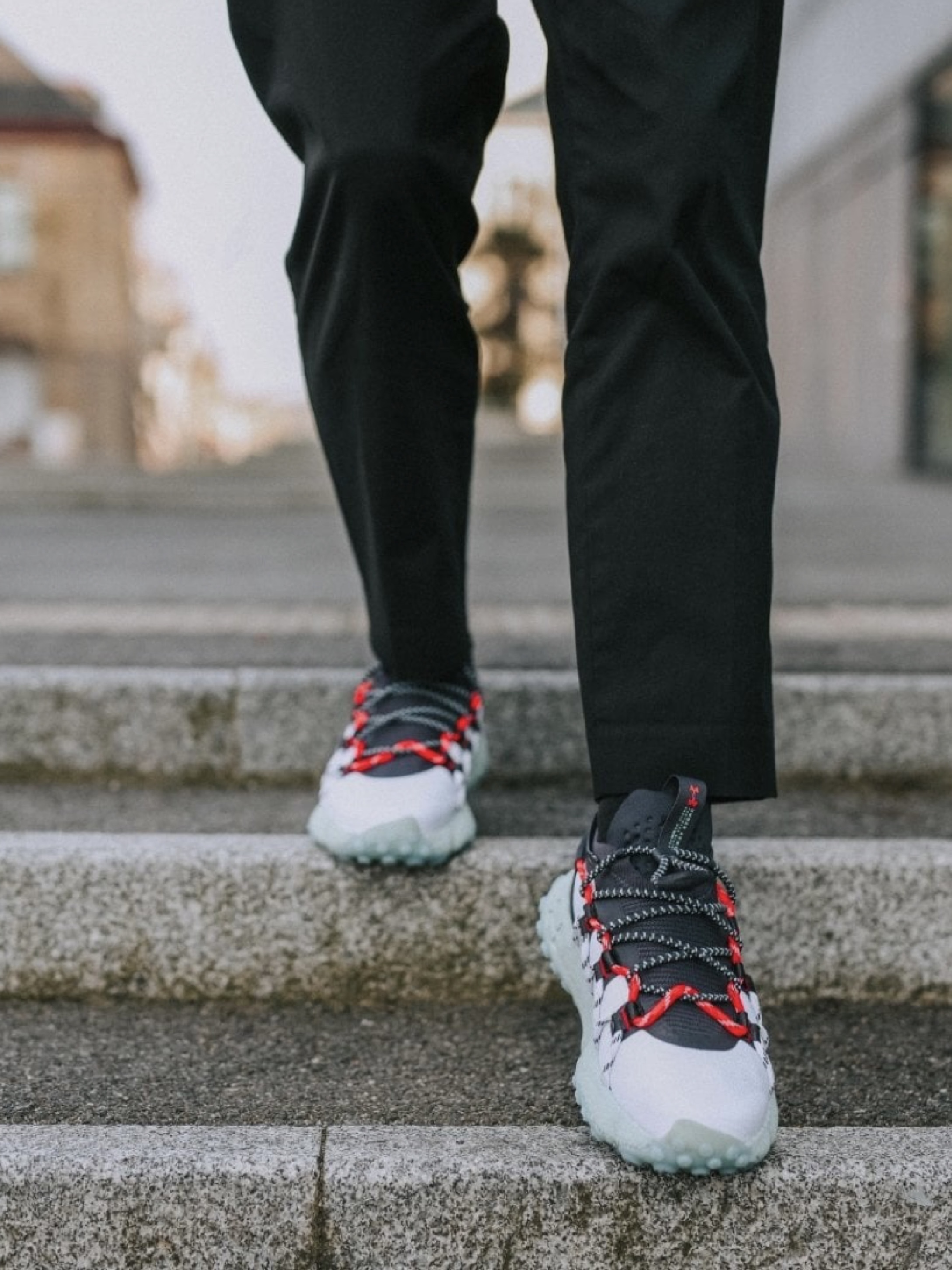 รองเท้าเดินป่า Under Armour HOVR Summit FT ‘White/Enamel’ (M9.5US)