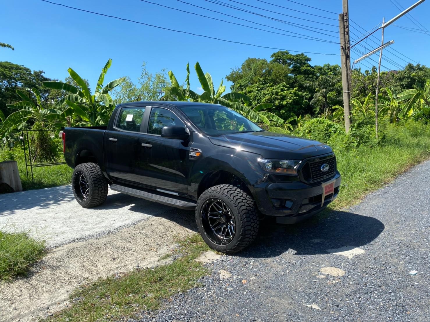 OFFROAD ขอบ20 ออฟ-44 กว้าง12 พร้อมยาง 285/55-20