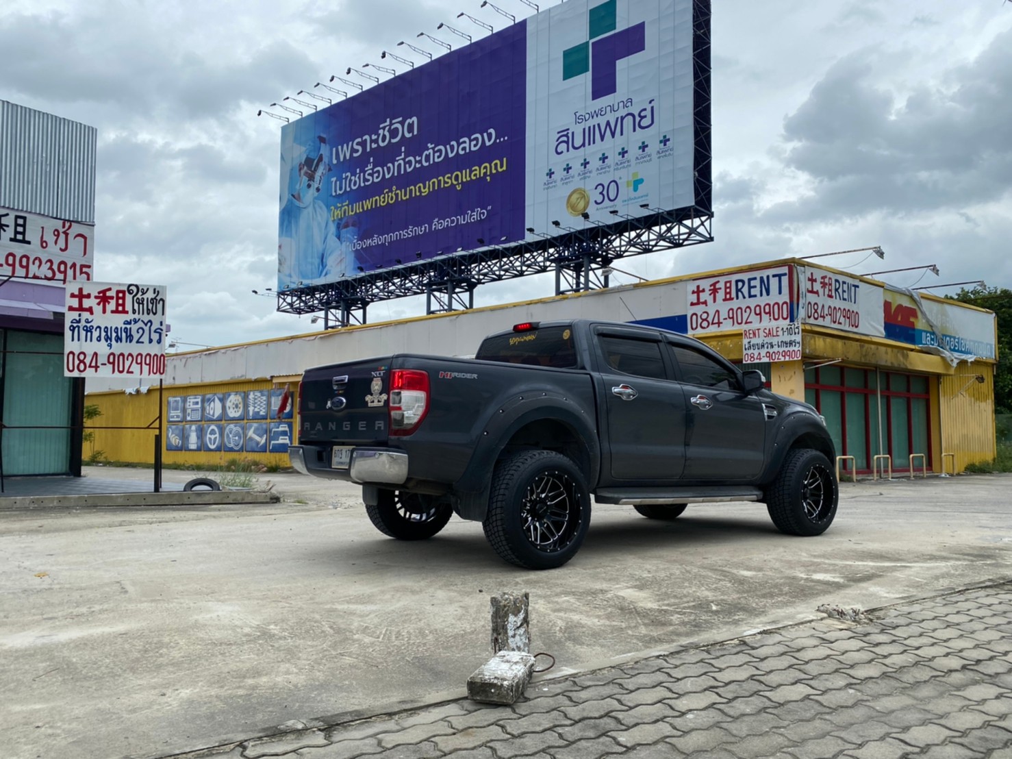 FORD ทรงเมกา ล้อเทพลึกสุดตาราง