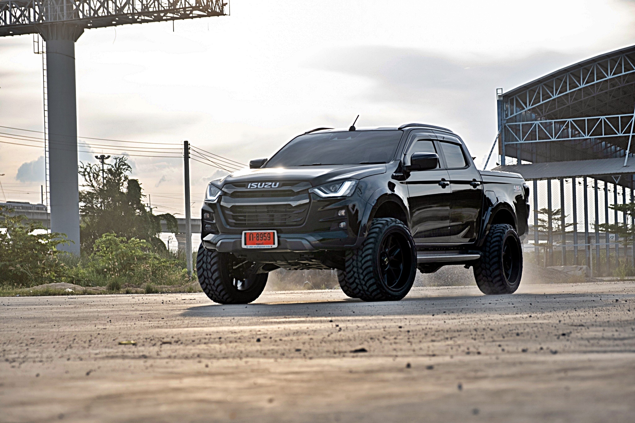 ล้อแท้ HOSTILE H120 ขอบ22 ใส่ D-MAX