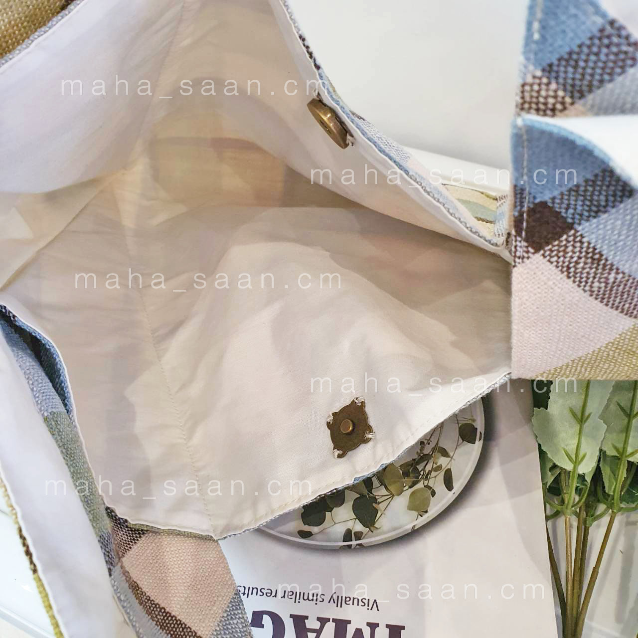 กระเป๋าผ้าสะพาย ทรง6เหลี่ยม คละสี 💮