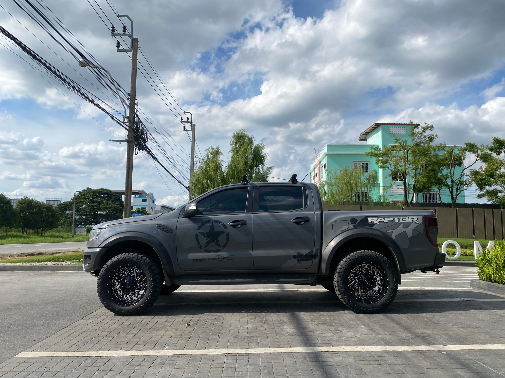 ชุดเเต่ง FORD RAPTOR! OASIES E120 20X10 -19 BMI AMP ATA 305/55R20 Y22 ยกก้อนรองหน้า + แต่งซุ้ม
