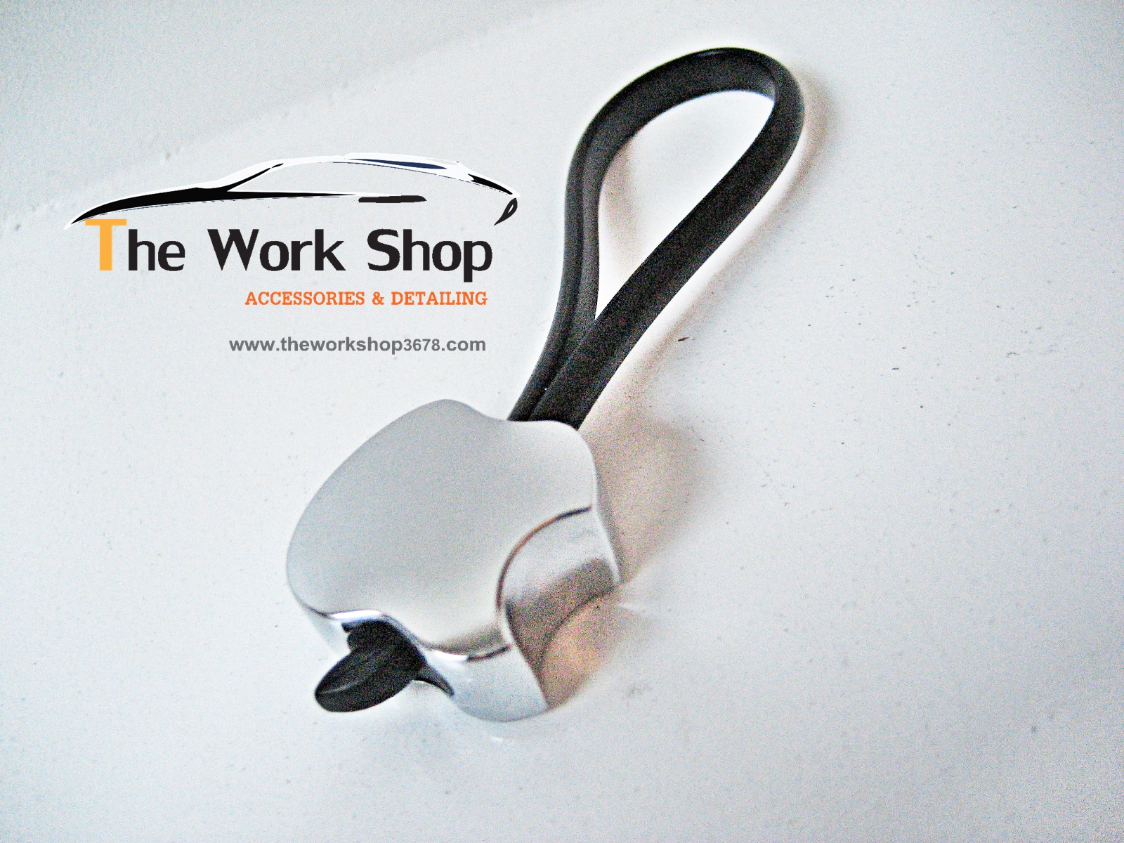 Key Ring for Several car makes Logo - Apple
