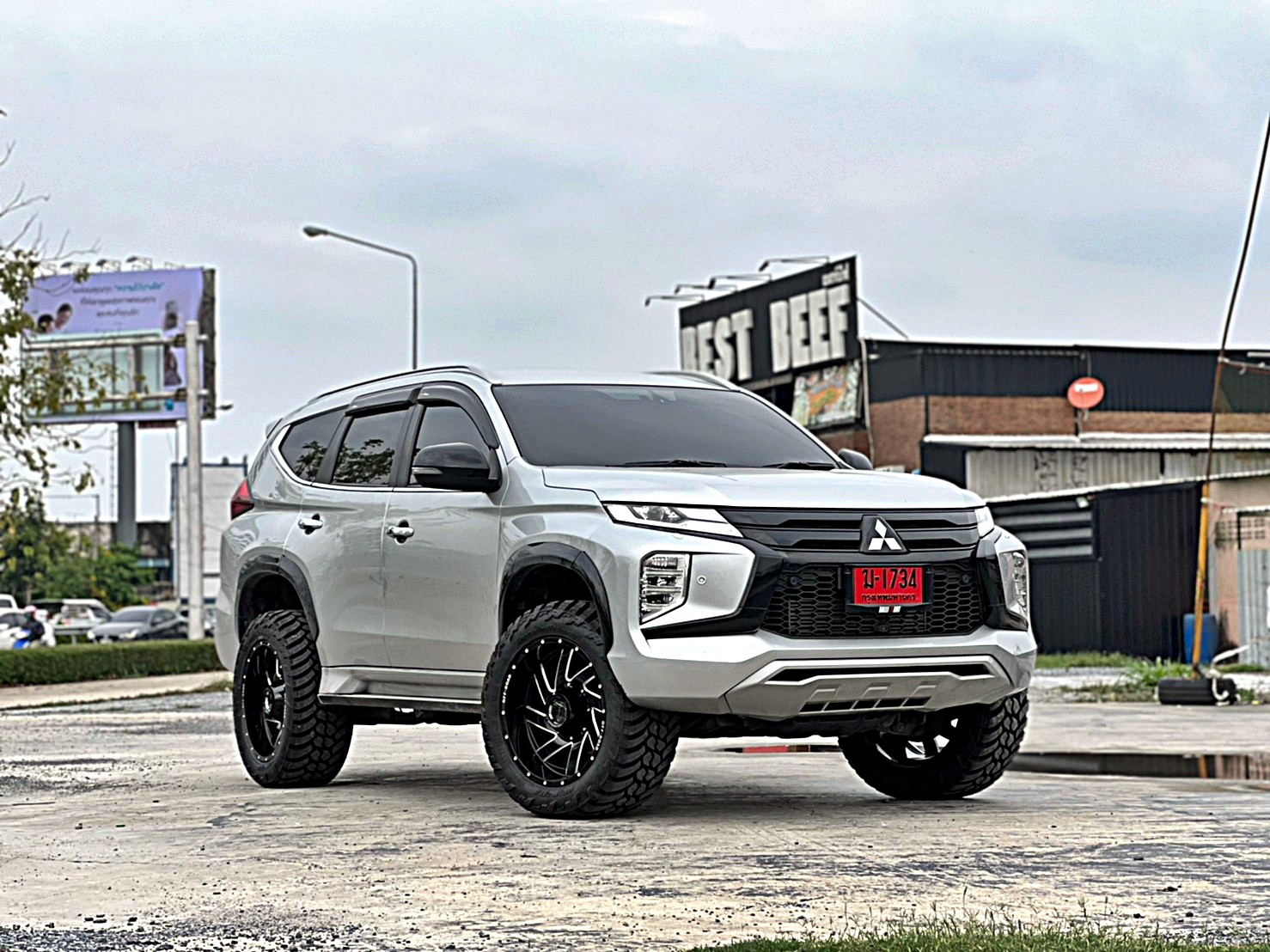 PAJERO ทรงเมกา ของพี่ปู_มลิกา_นักวอลเล่ย์_ทีมชาติไทย