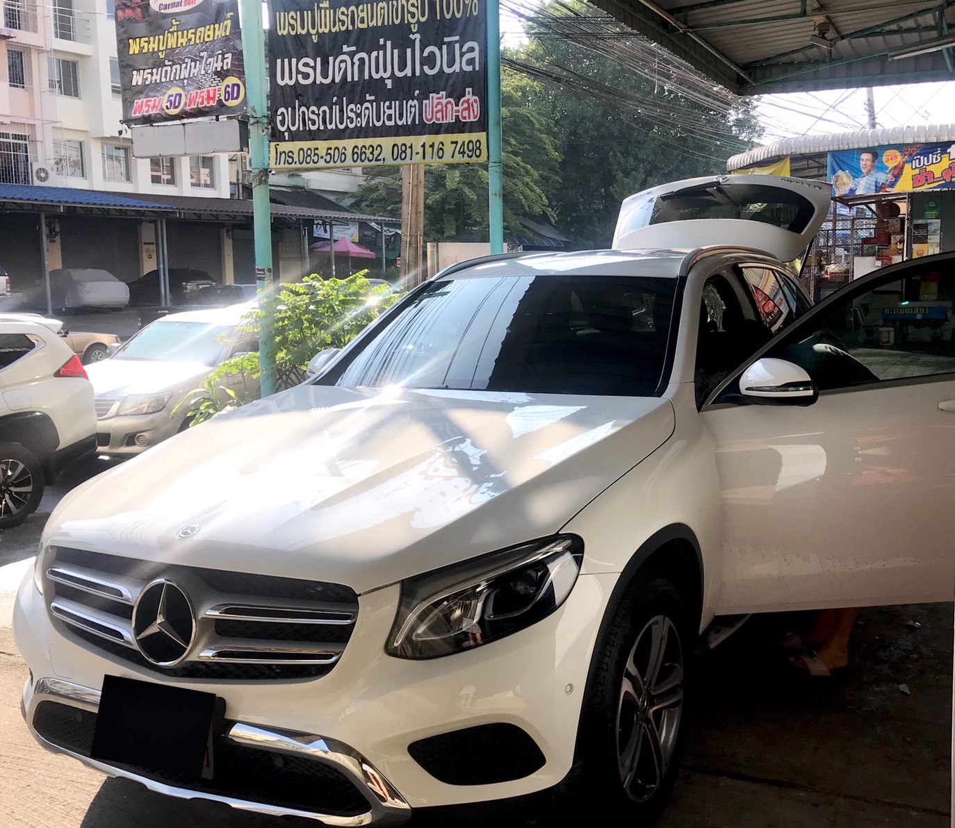 พรมปูพื้นรถยนต์5D BENZ GLC220d หนา13มิล ลาย RICH สีดำ เต็มคัน 7ชิ้น