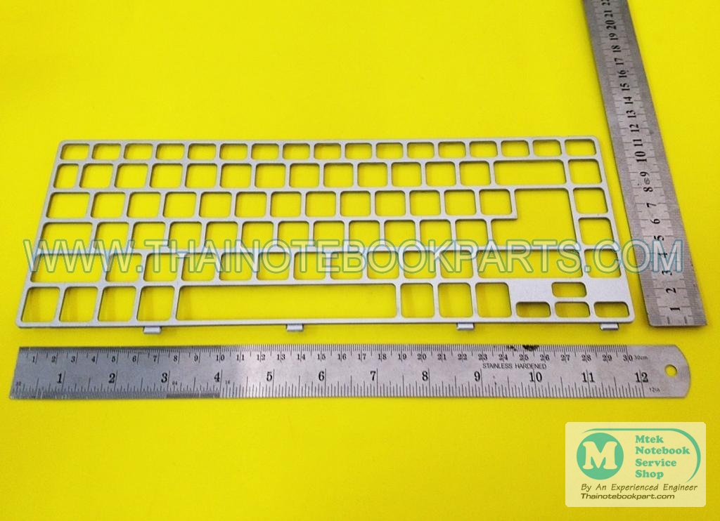 MT08992 หน้ากากคีร์บอร์ด Keyboard mask ยาว 30 CM กว้าง 11.5 CM (สินค้ามือสอง สีเงิน) 2